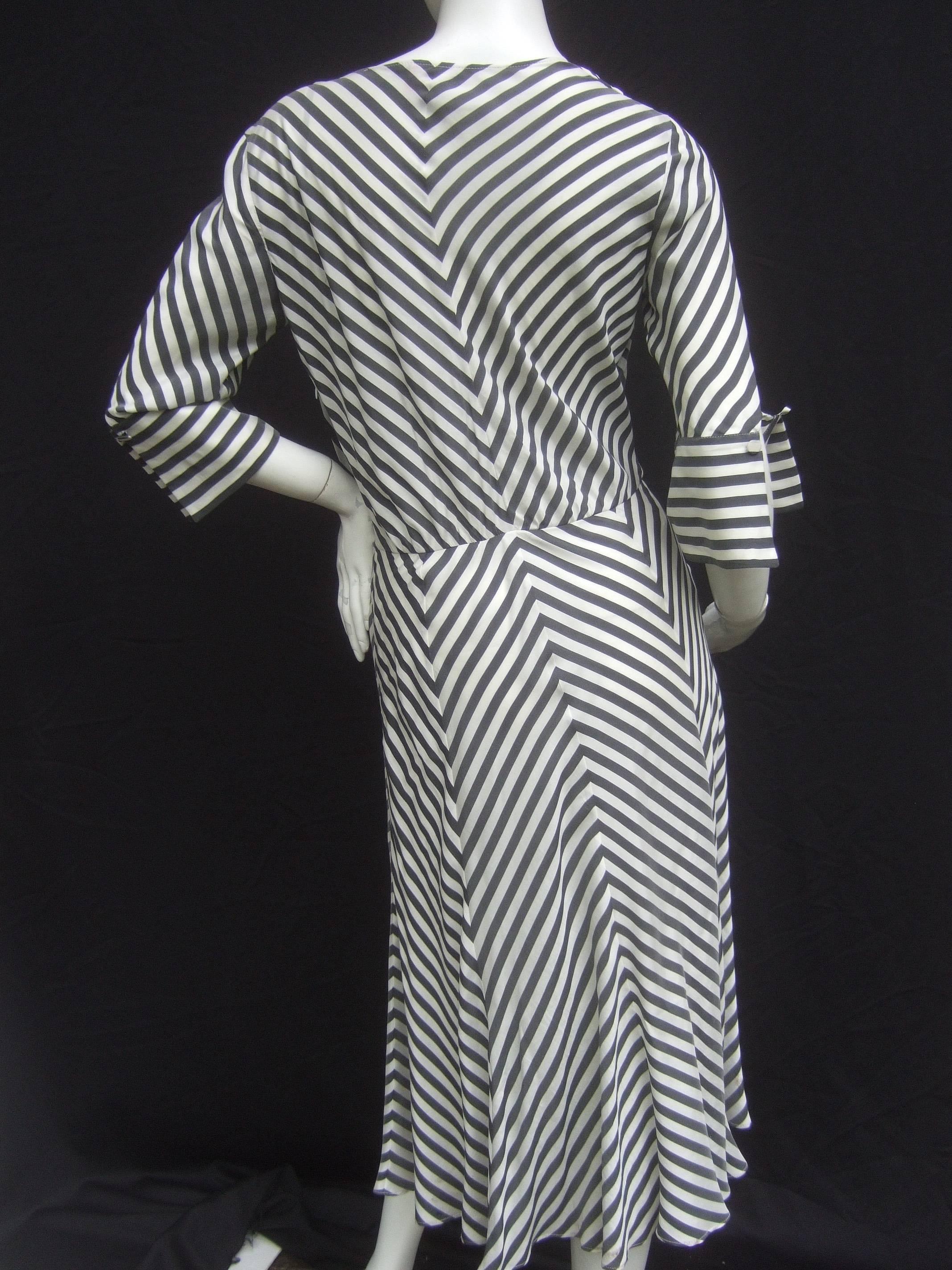 Les Copains Crisp Silk Chevron Striped Dress Made in Italy  1