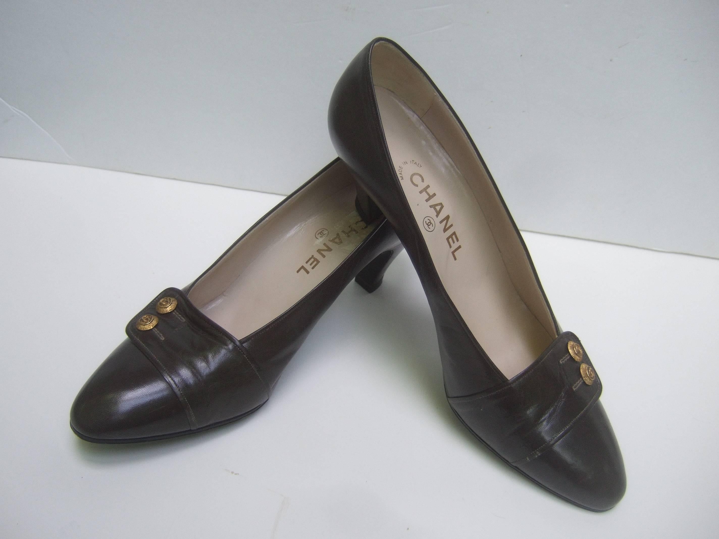Chanel Classic Gray Brown Leather Pumps ca 1980s 5