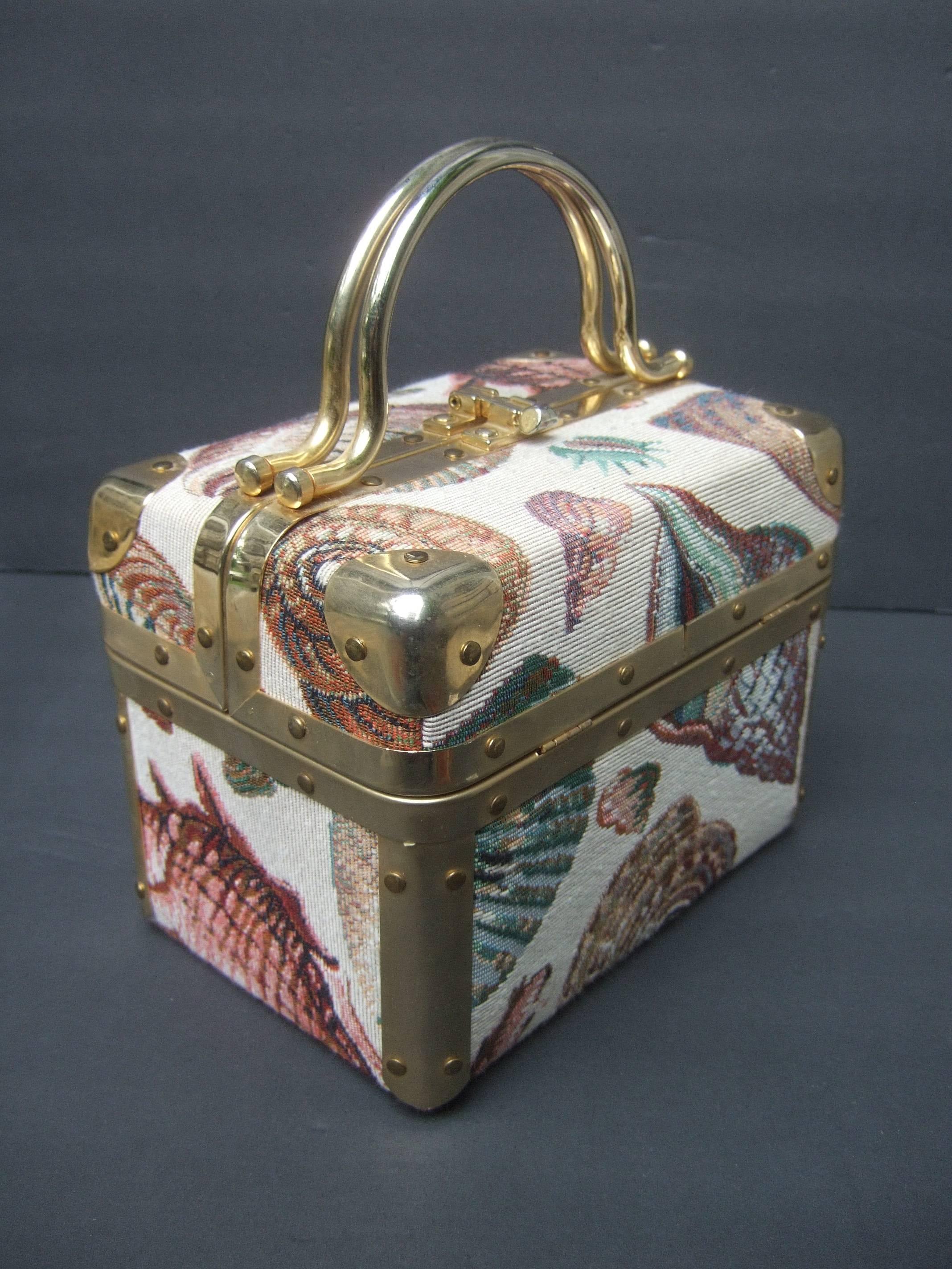 Sea Life Tapestry Train Case Handbag c 1980s In Good Condition In University City, MO