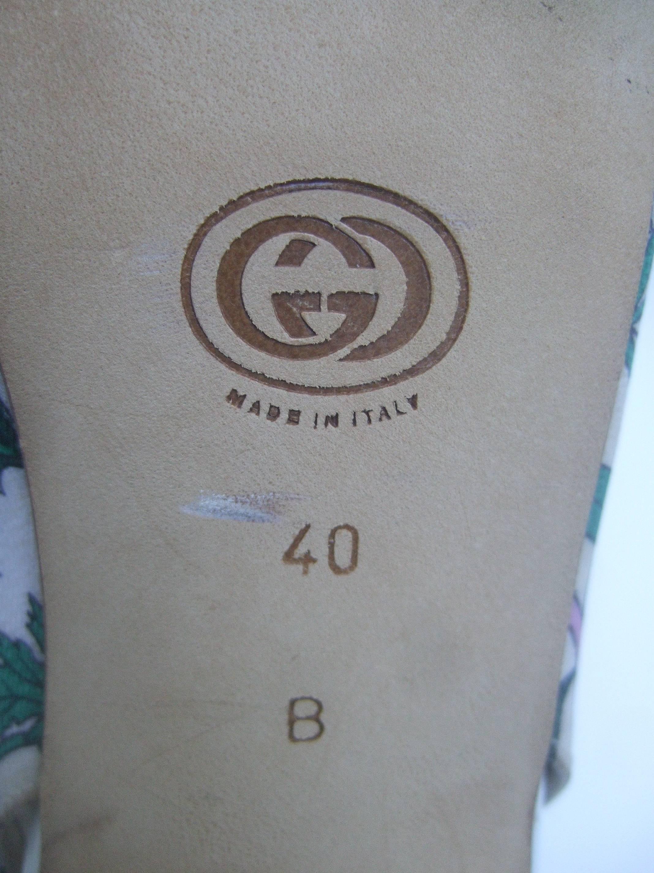 Gucci Rare Silk Floral Print Slingback Pumps Size 40 ca 1980s 4
