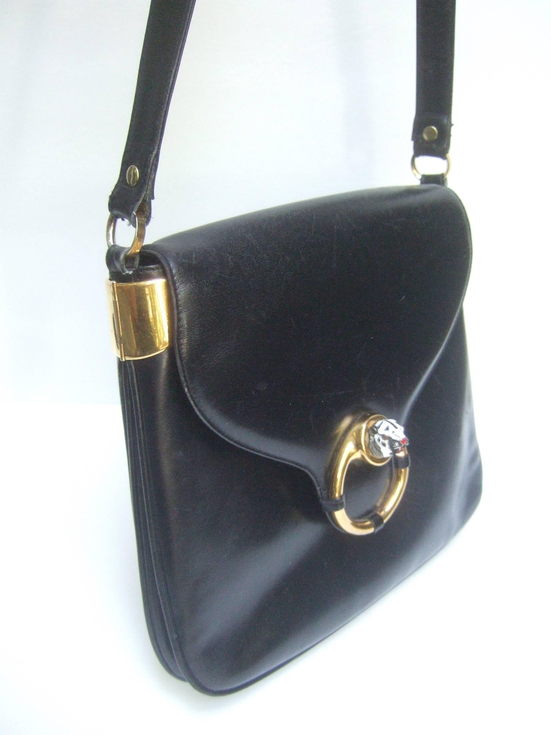Gucci Rare Ebony Leather Tiger Emblem Shoulder Bag ca 1970s In Good Condition In University City, MO