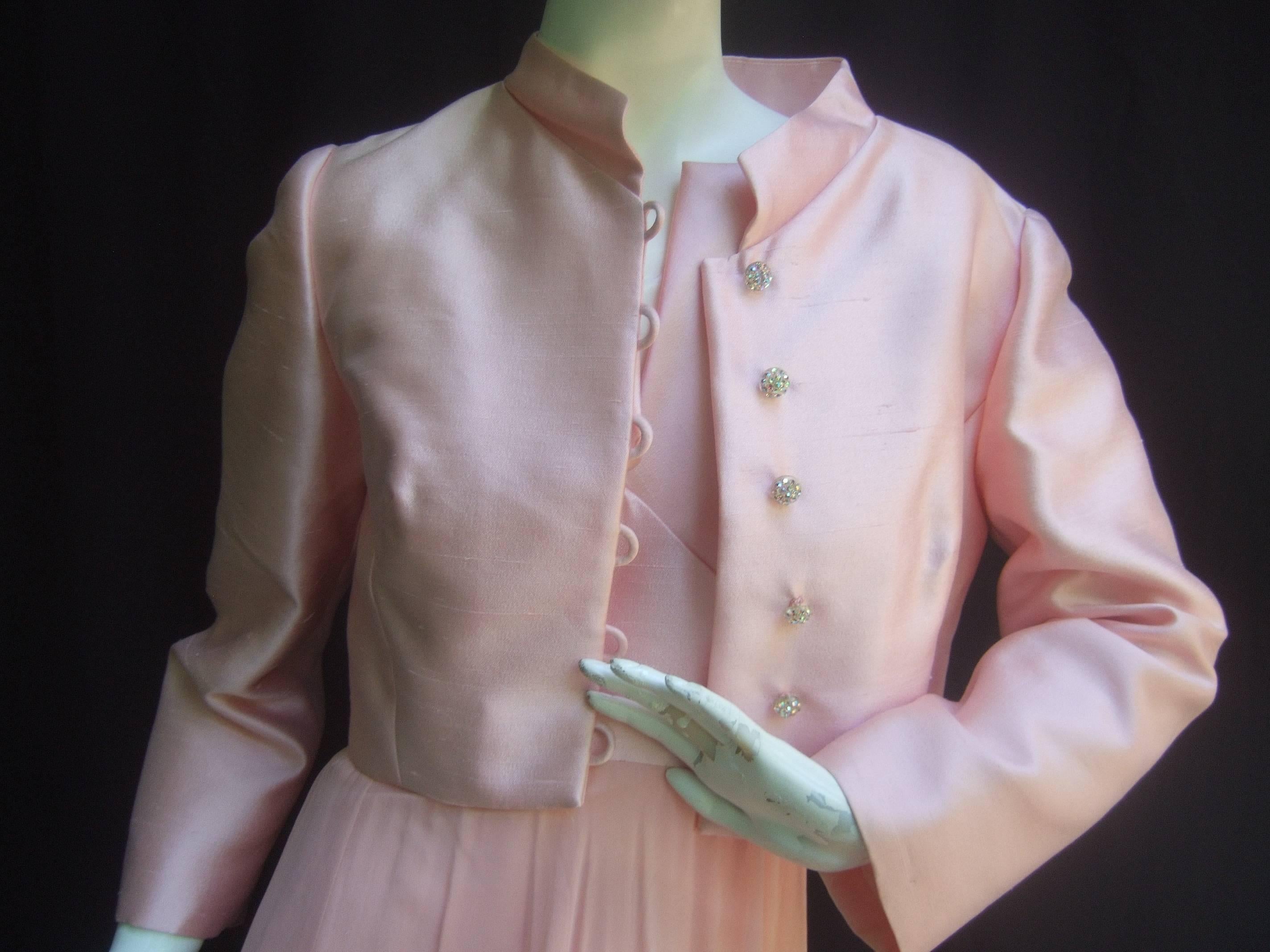 Elegant Pink Shantung Silk Chiffon Jacket Gown Ensemble c 1960 In Good Condition In University City, MO