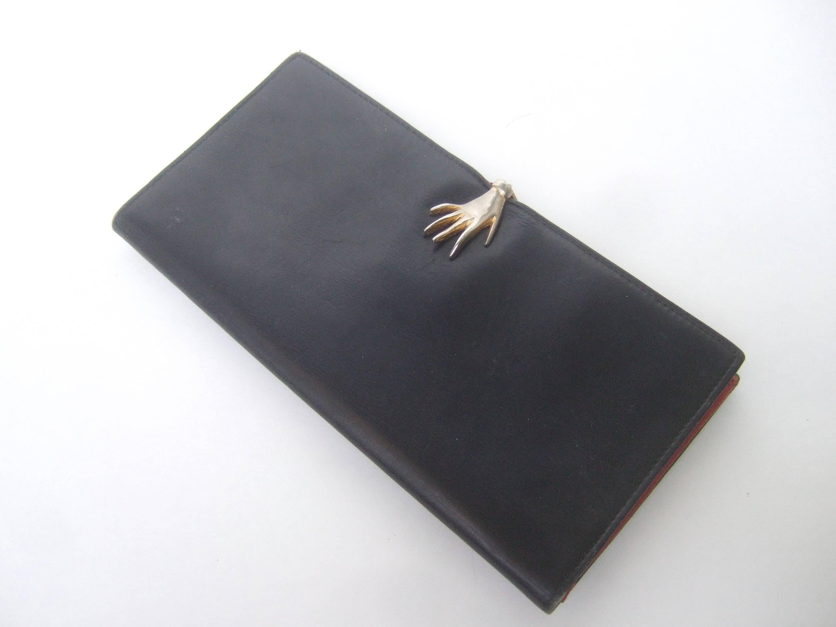 Gucci Rare Black Leather Hand Clasp Wallet c 1970s In Fair Condition In University City, MO