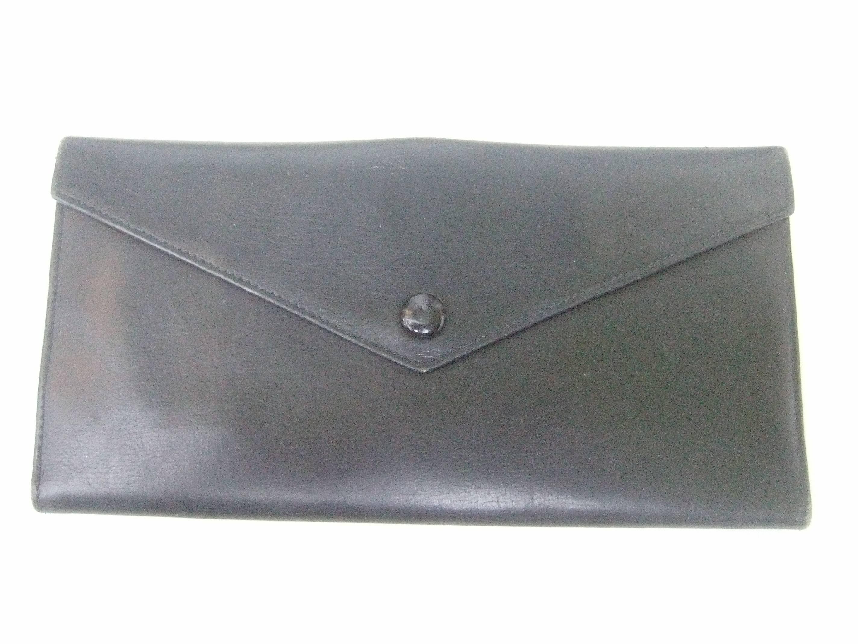 Gucci Rare Black Leather Hand Clasp Wallet c 1970s  2