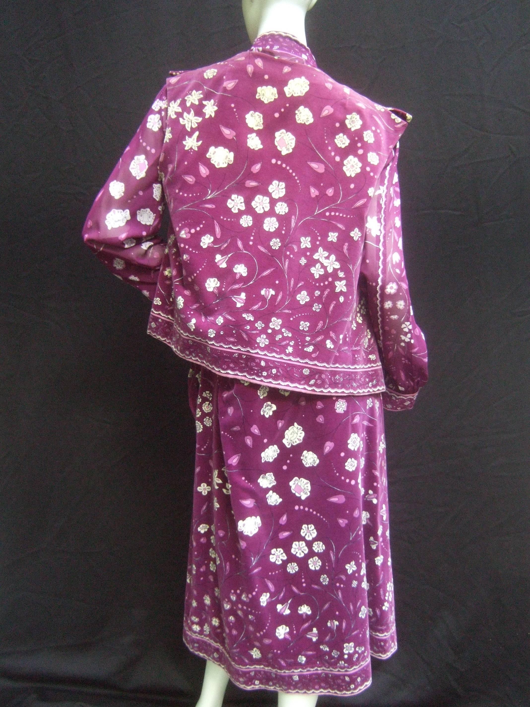 Emilio Pucci Purple Floral Silk & Velvet Ensemble c 1970 For Sale 3