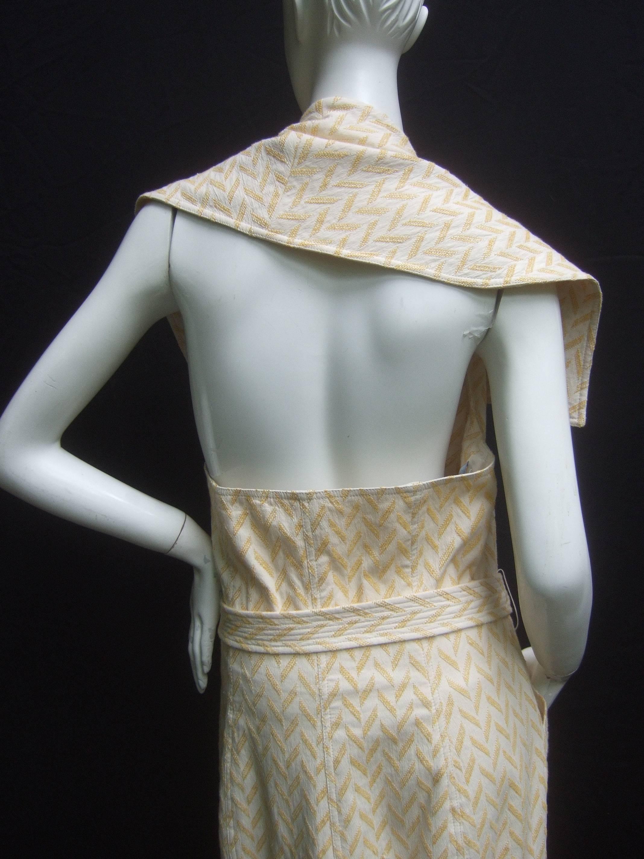Bill Blass Chic Cotton Linen Print Backless Dress US Size 12 In Good Condition In University City, MO