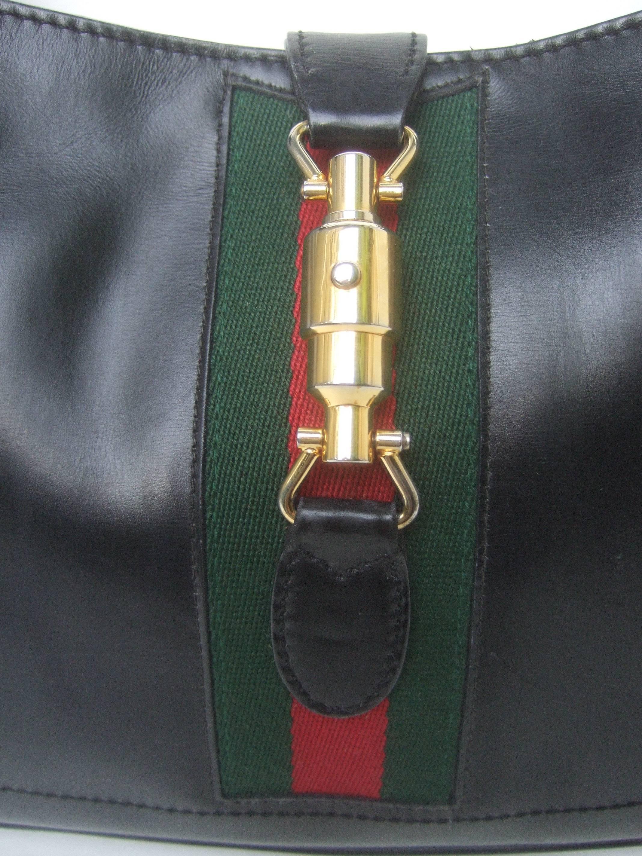 Gucci Italy Iconic Ebony Leather Jackie O Piston Handbag c 1970s 1