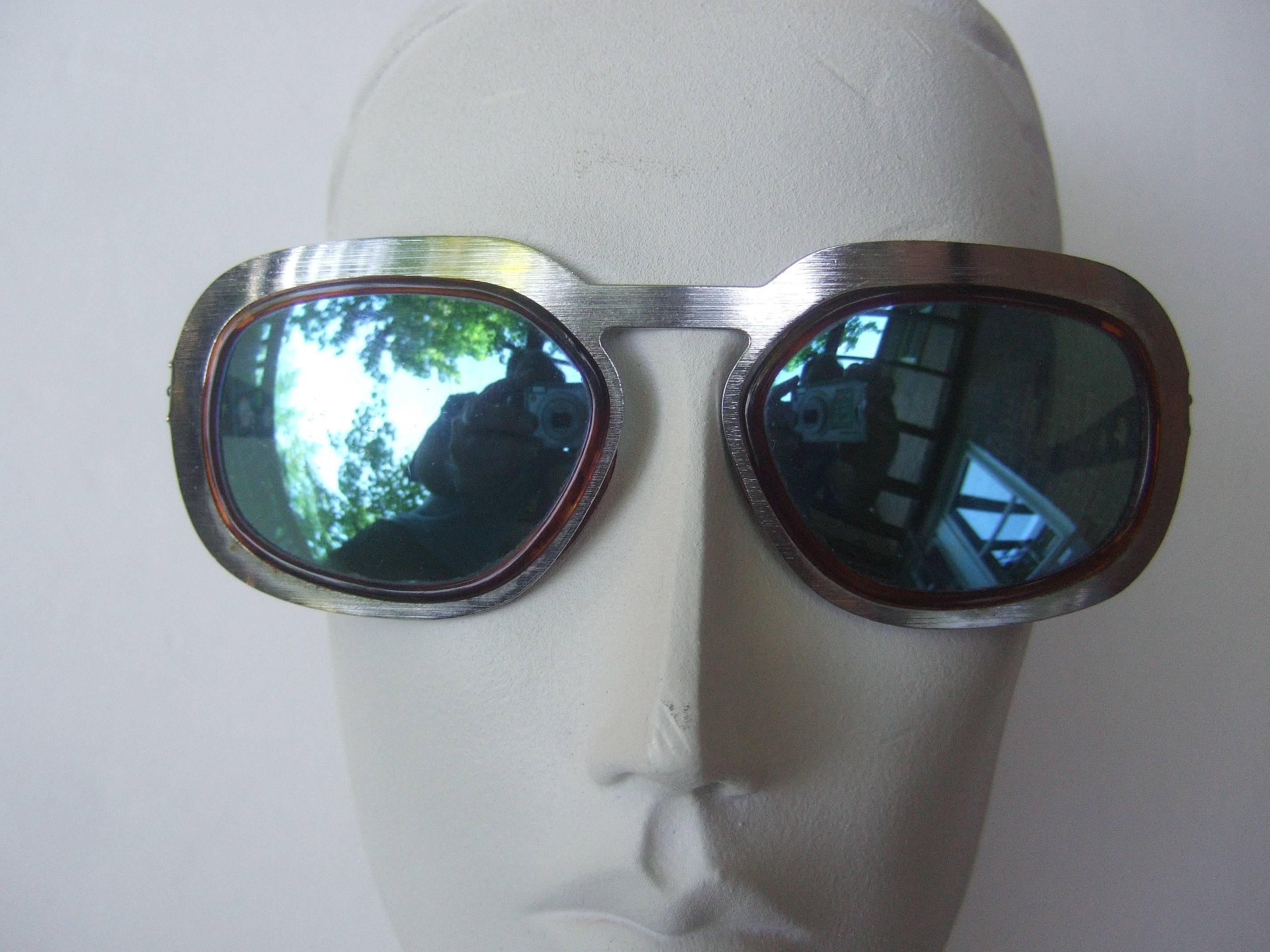 Mod Italian Silver Metal Blue Lens Unisex Sunglasses c 1970 1