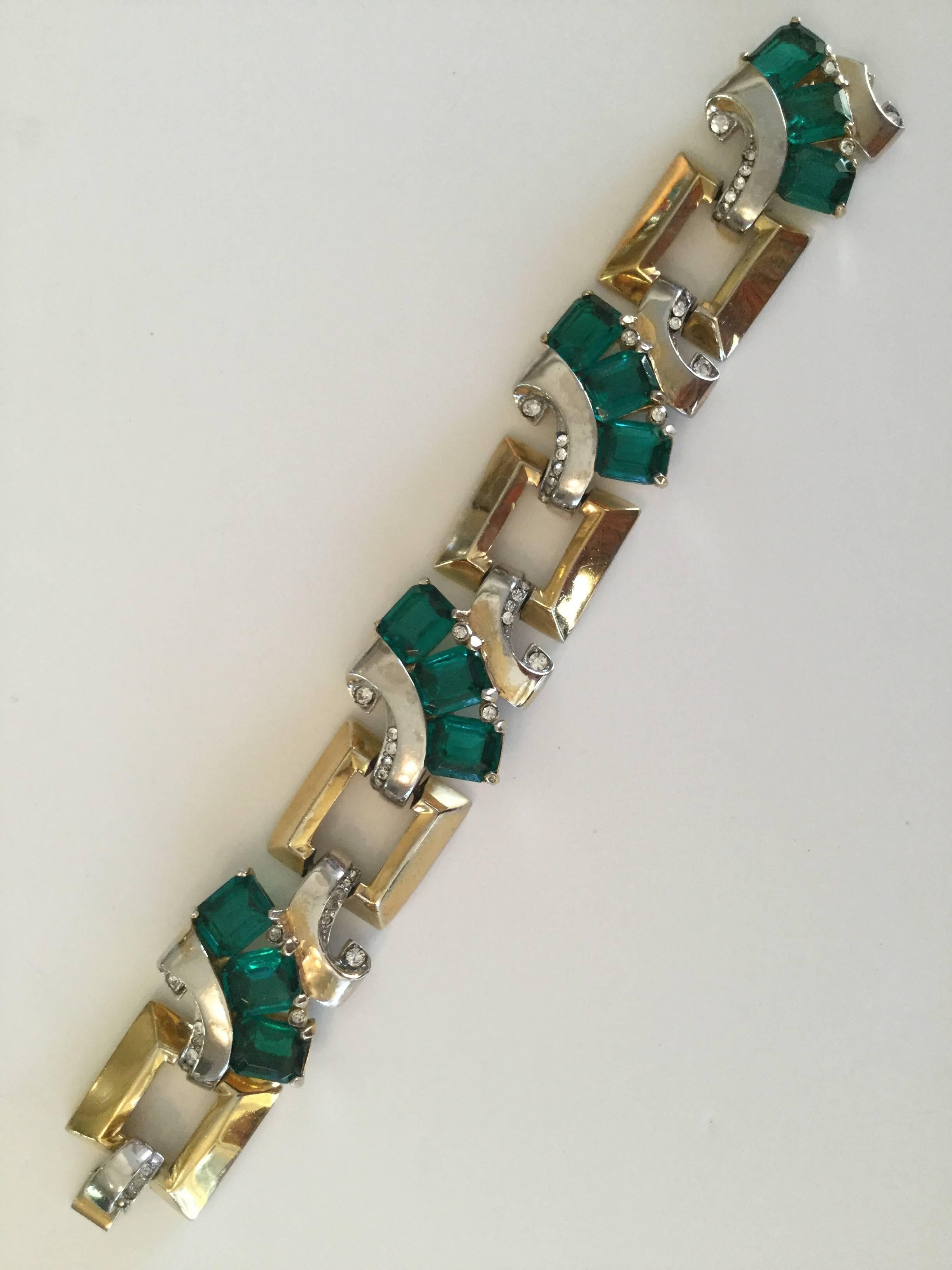 Art Deco Mazer Bracelet and Earring Set. Late 1930's. In Good Condition In University City, MO