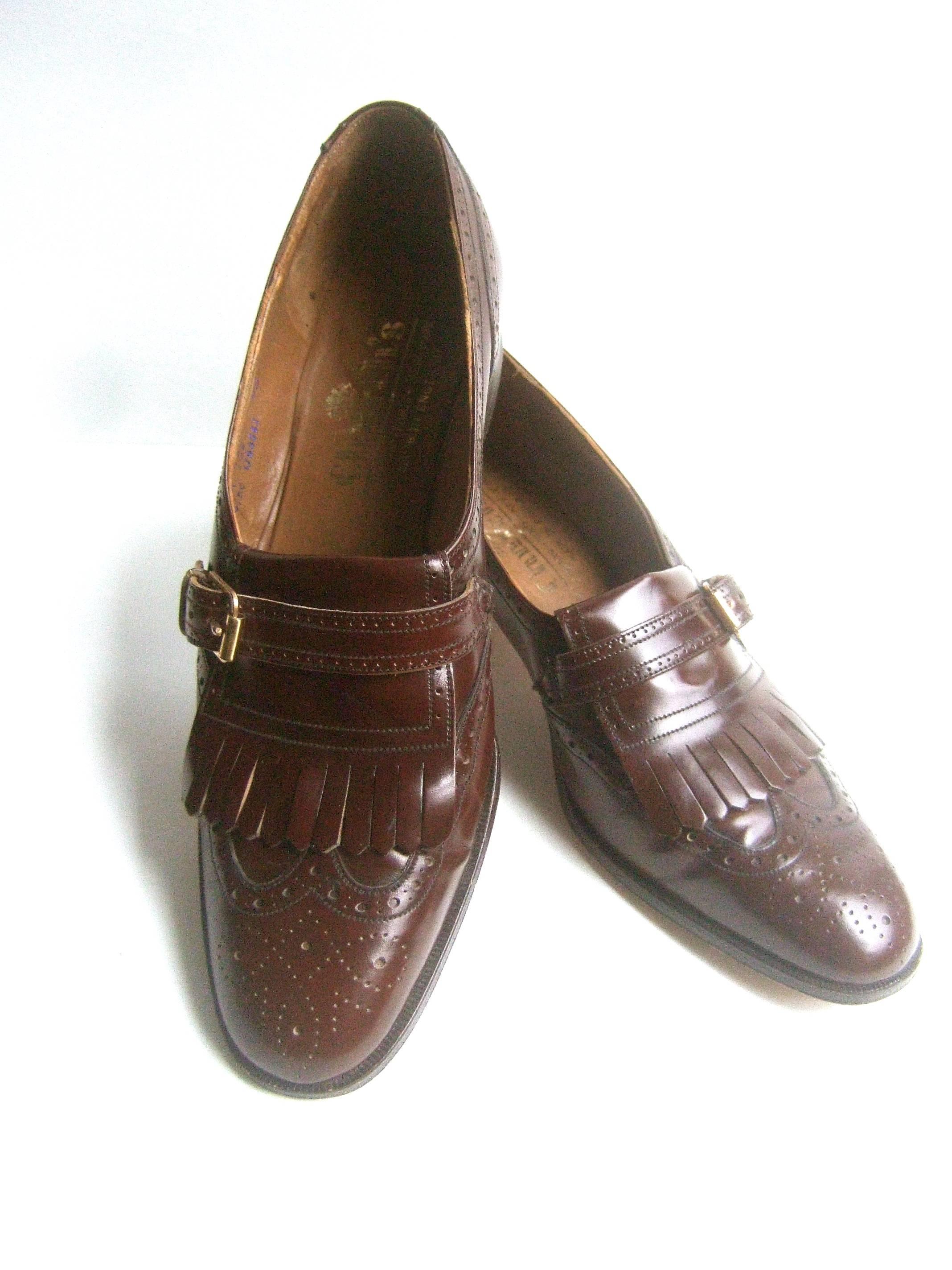 Church's London Classic Men's Brown Leather Brogue Loafers UK Size 9 AA In Good Condition In University City, MO