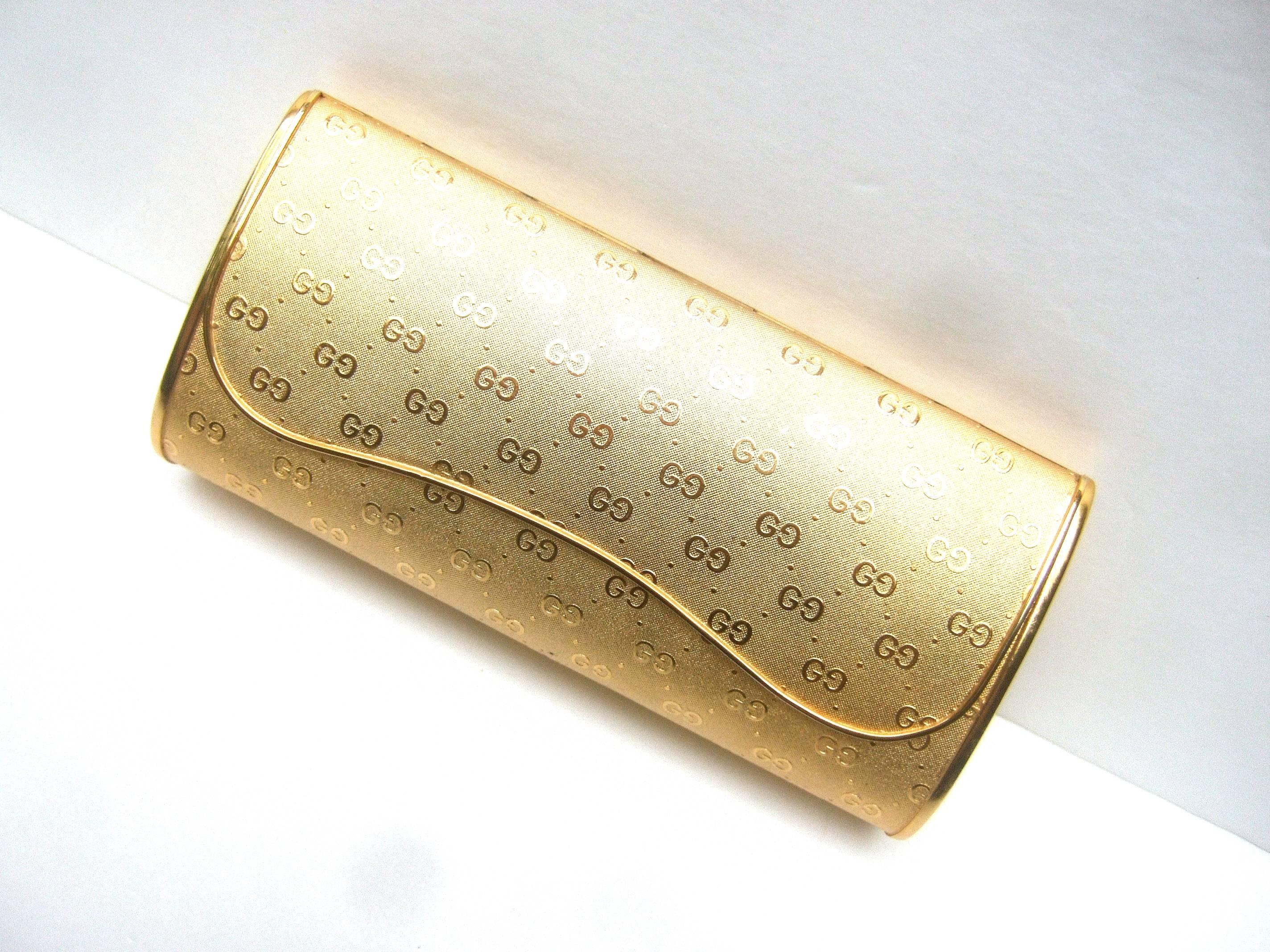 gucci gold clutch