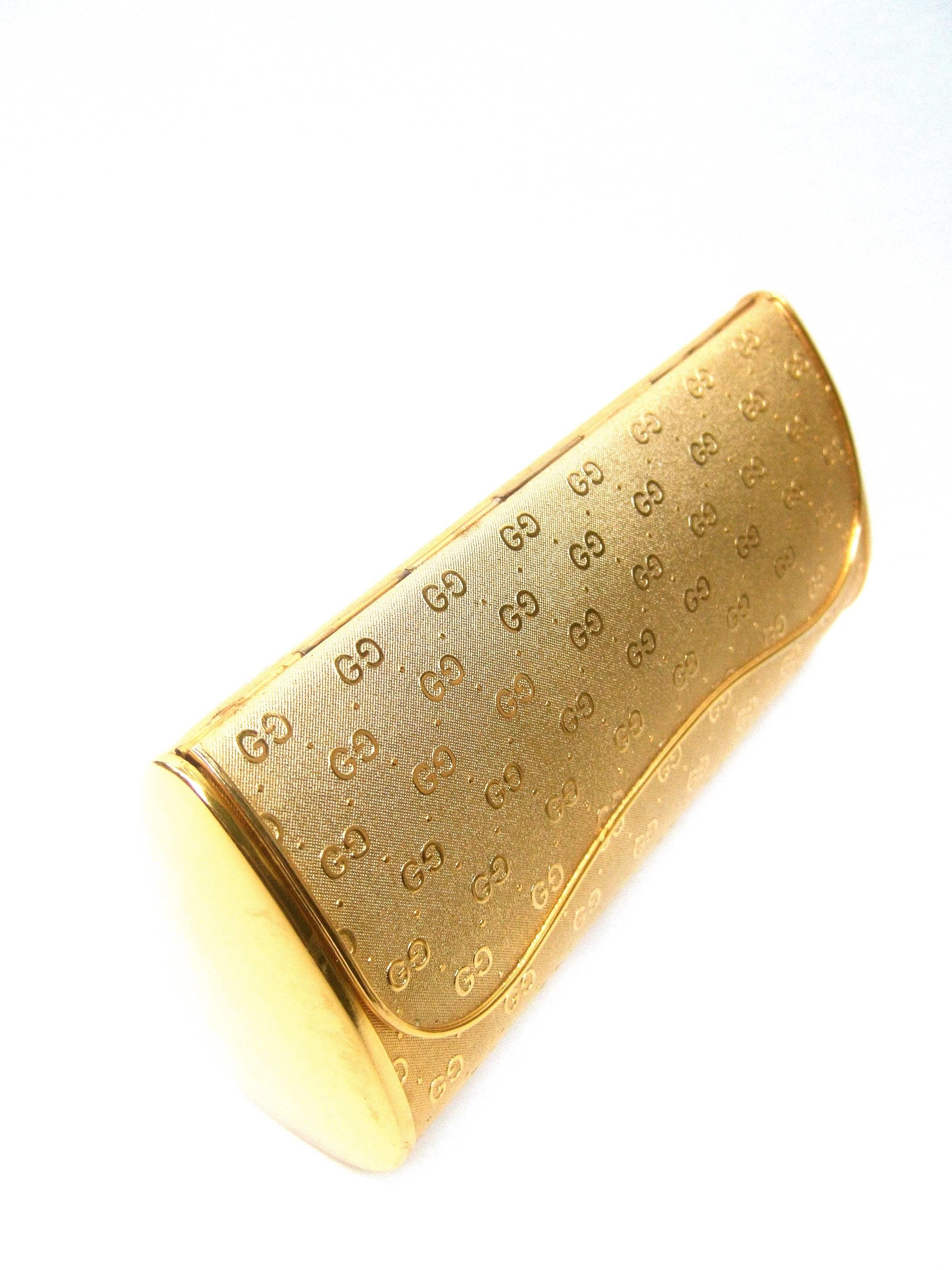 Women's Gucci Opulent Gilt Metal Evening Clutch Bag c 1970s