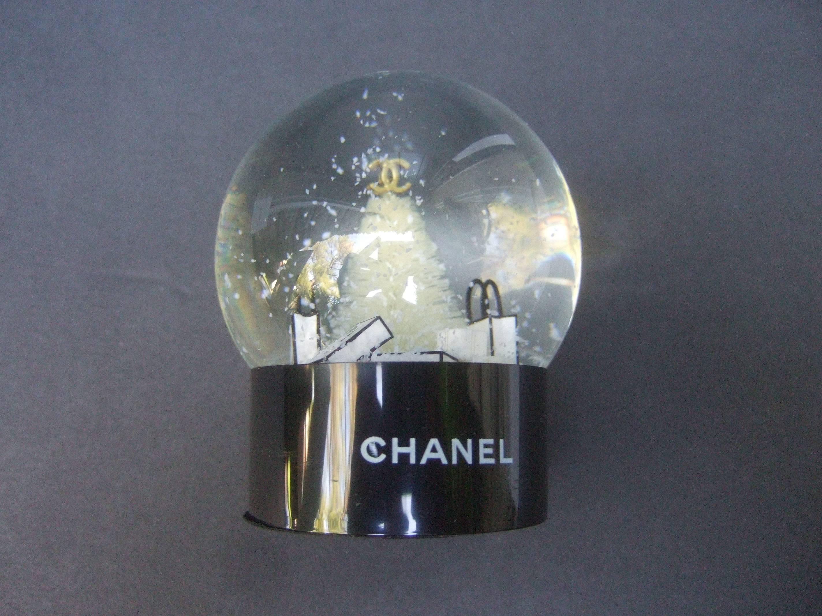Chanel Miniature Christmas Tree Snow Globe  2