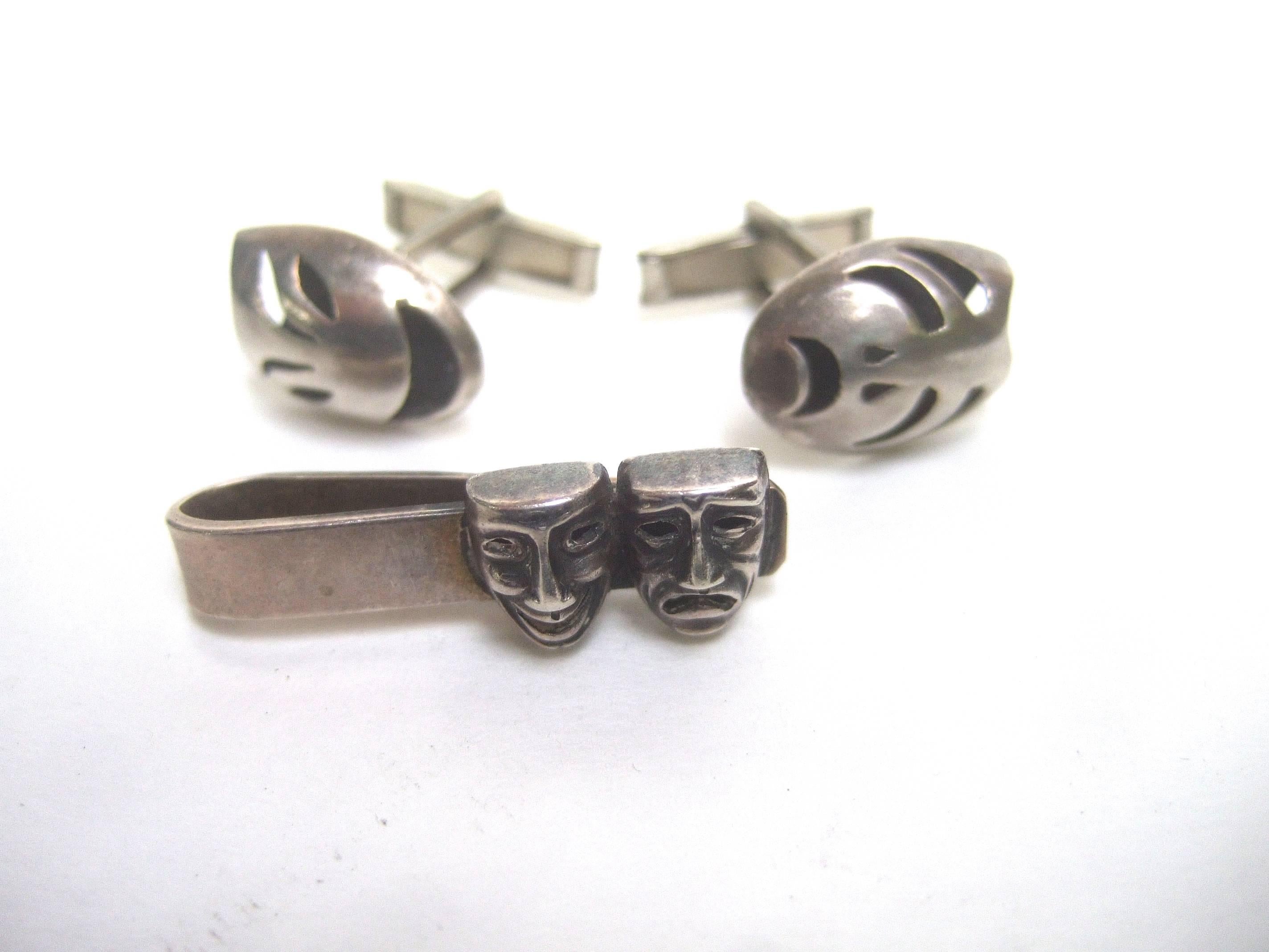 Mexican Sterling Comedy & Tragedy Cuff Links Tie Bar Set c 1960 For Sale 4