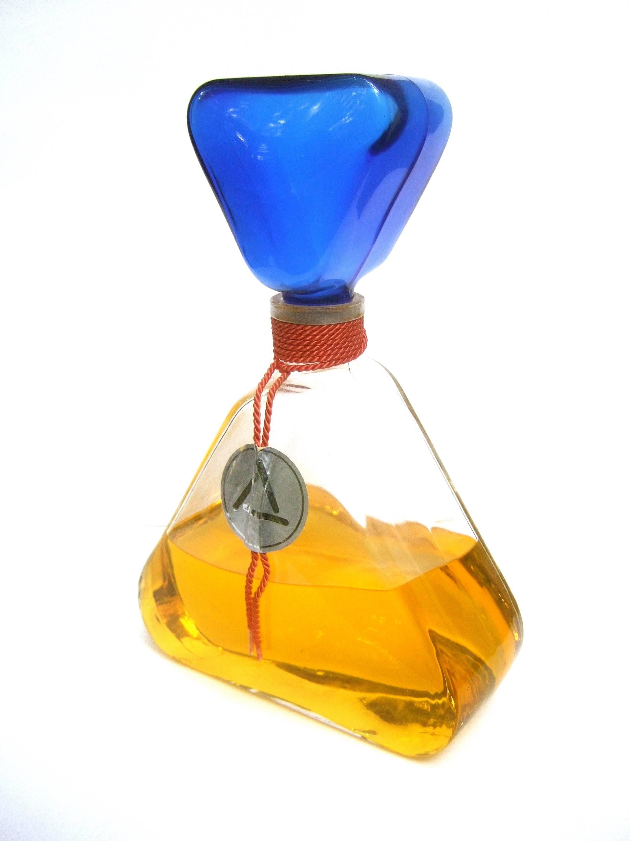 Huge Glasfragrance Factice Display Dummy Bottle im Zustand „Hervorragend“ im Angebot in University City, MO