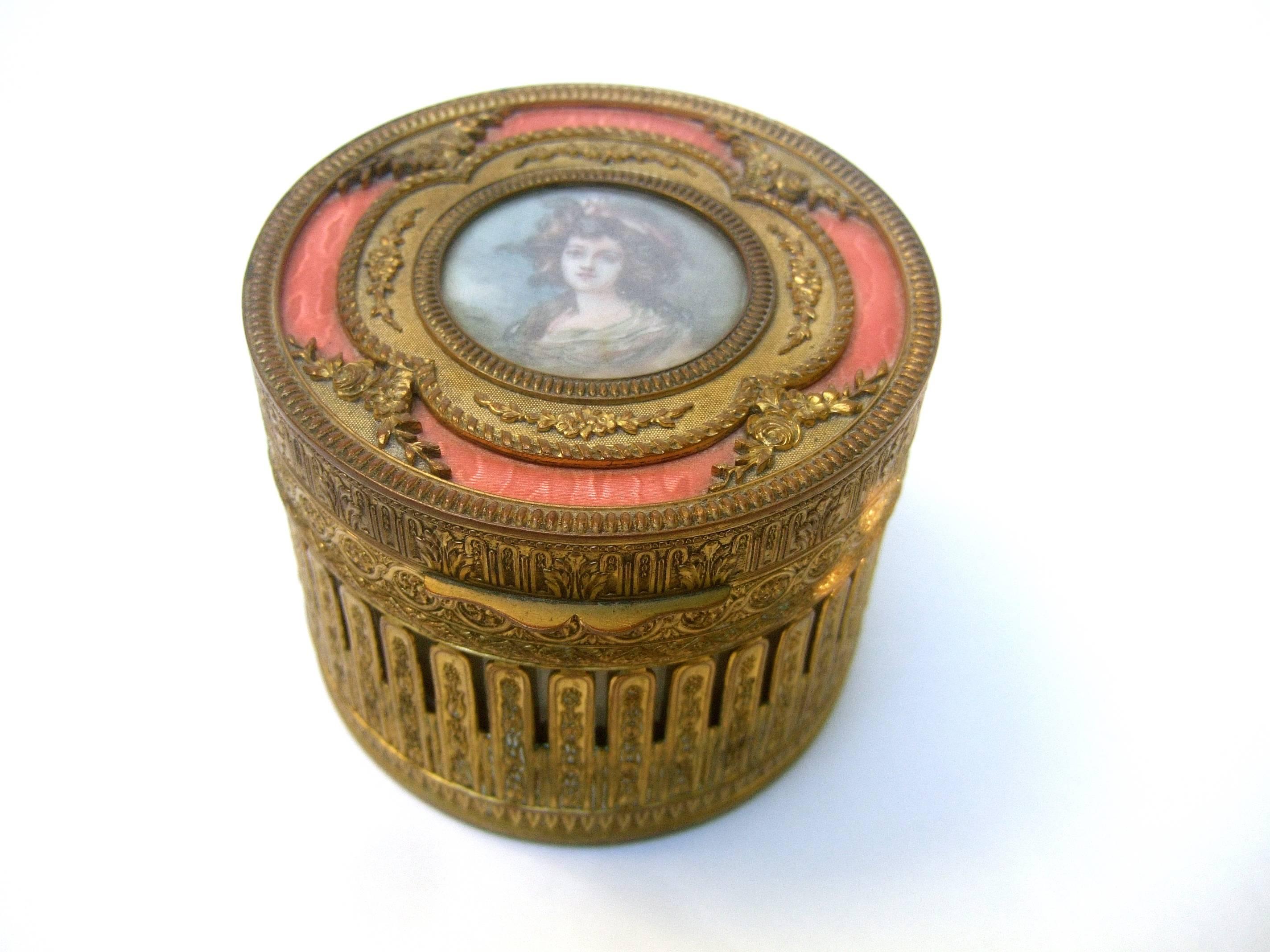 French Gilded Brass Metal Vanity Trinket Box 1