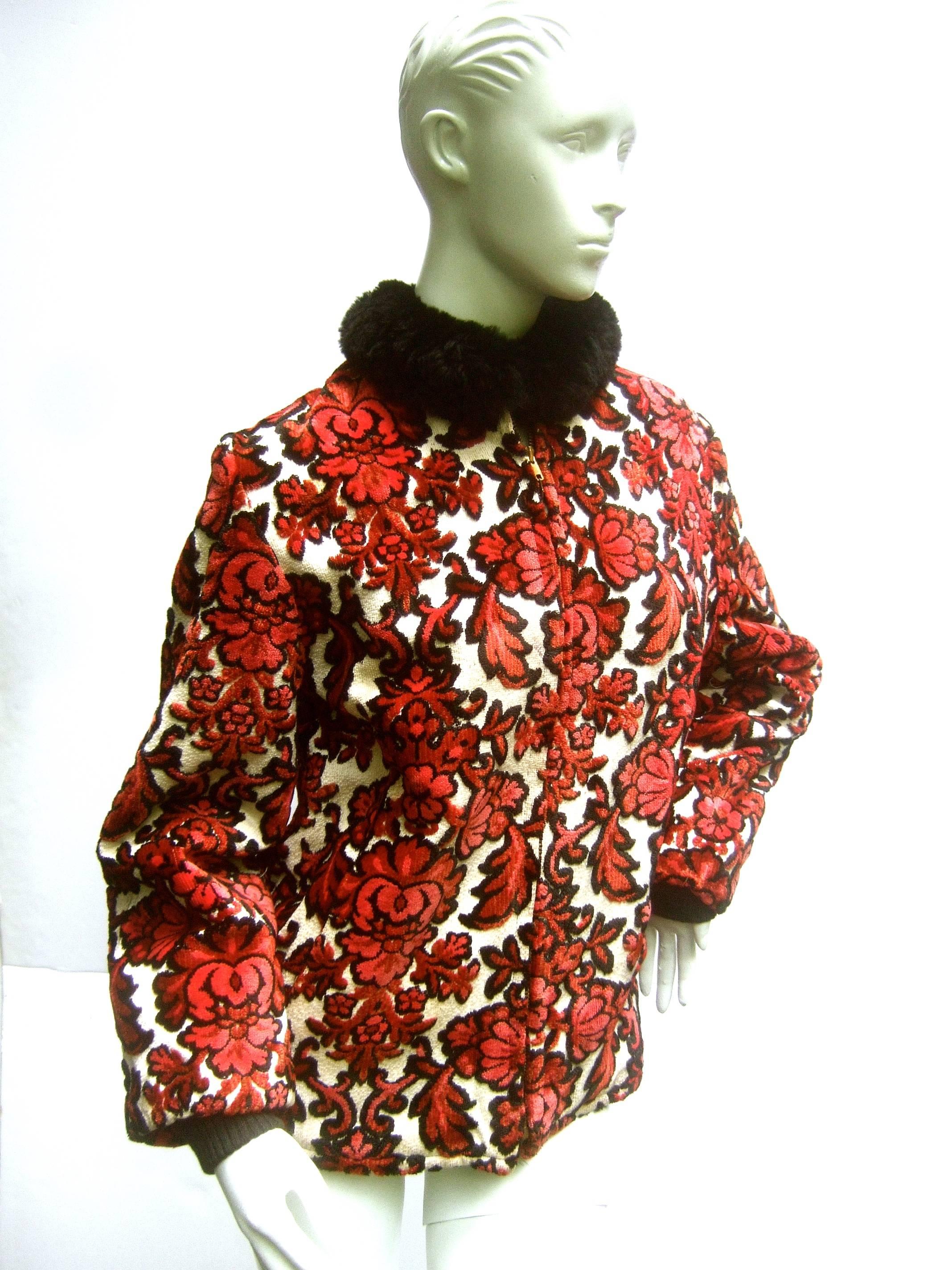 1960s Brocade Cut Velvet Zippered Jacket  For Sale 3