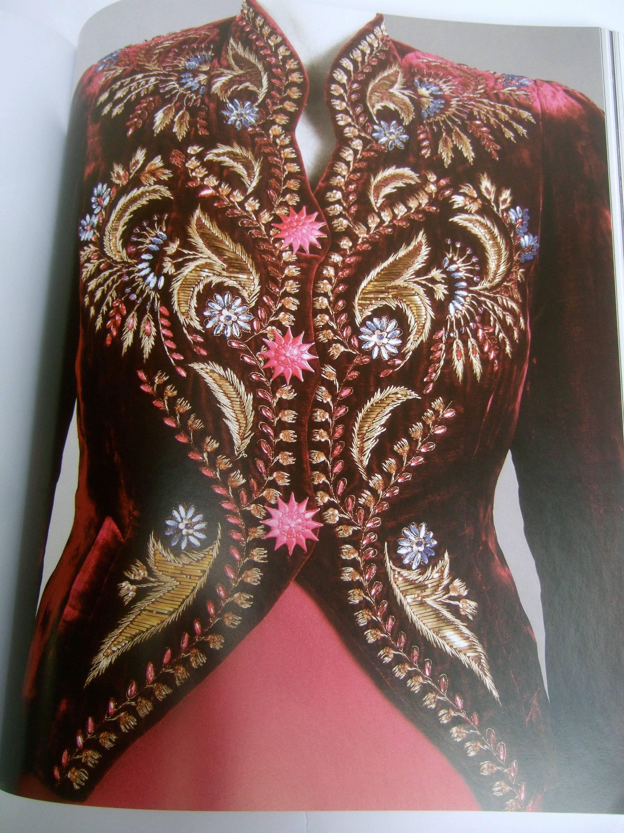Schiaparelli Shocking The Art & Fashion Book  2