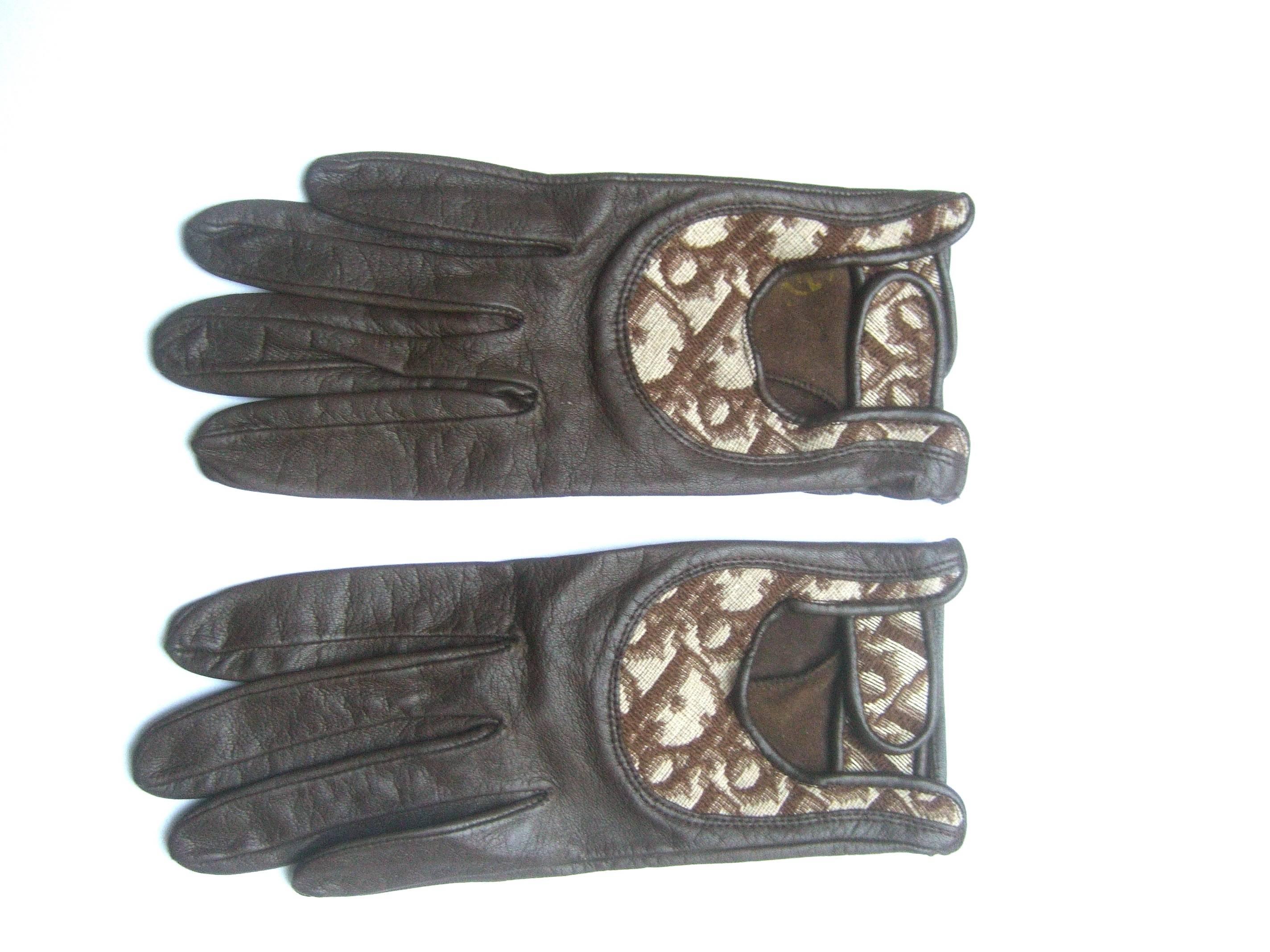 Christian Dior Chocolate Brown Leather Driving Gloves c 1970s 4