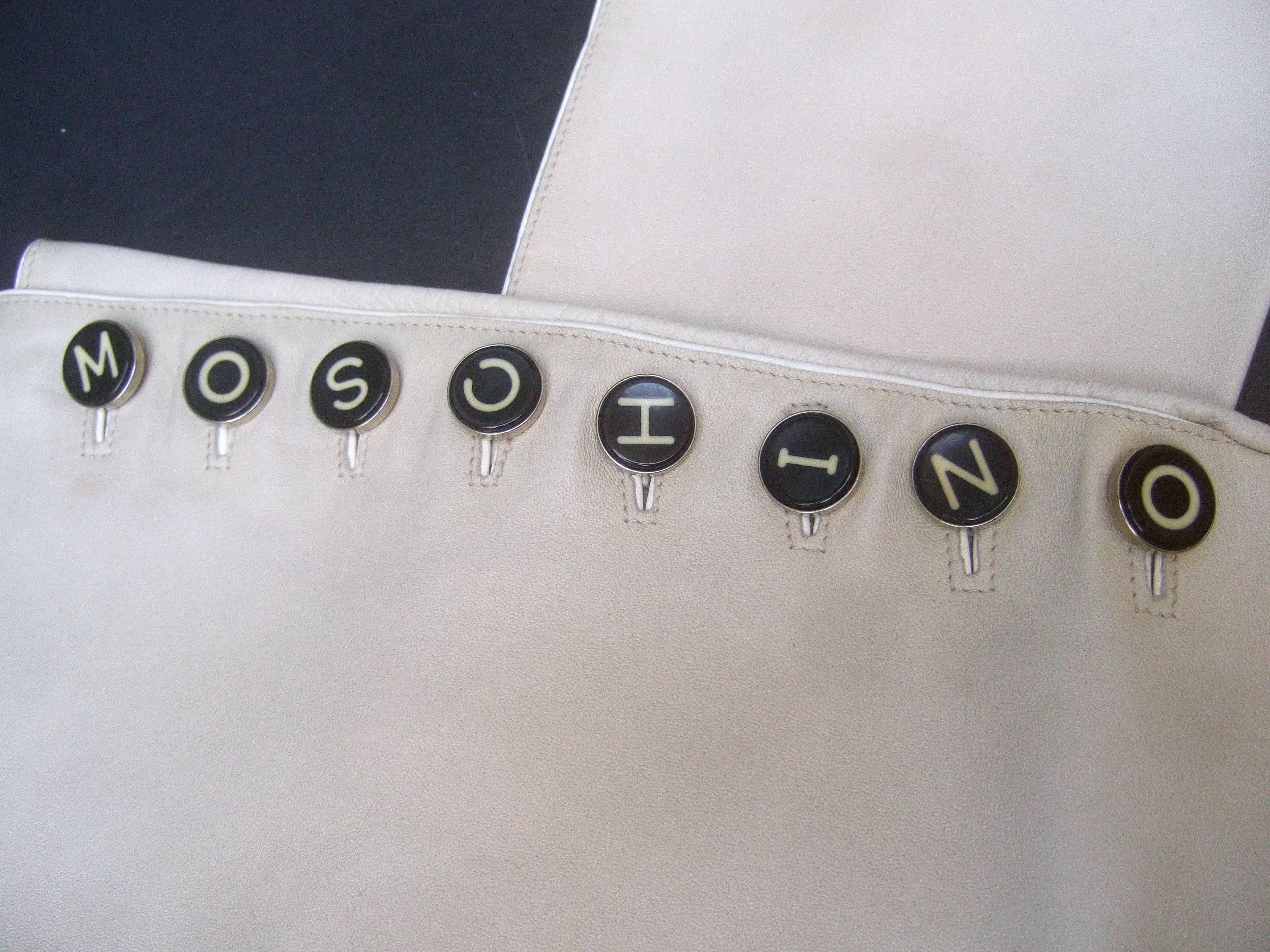 Moschino Italy Ivory Kidskin Typewriter Key Button Gloves c 1990  In Excellent Condition For Sale In University City, MO