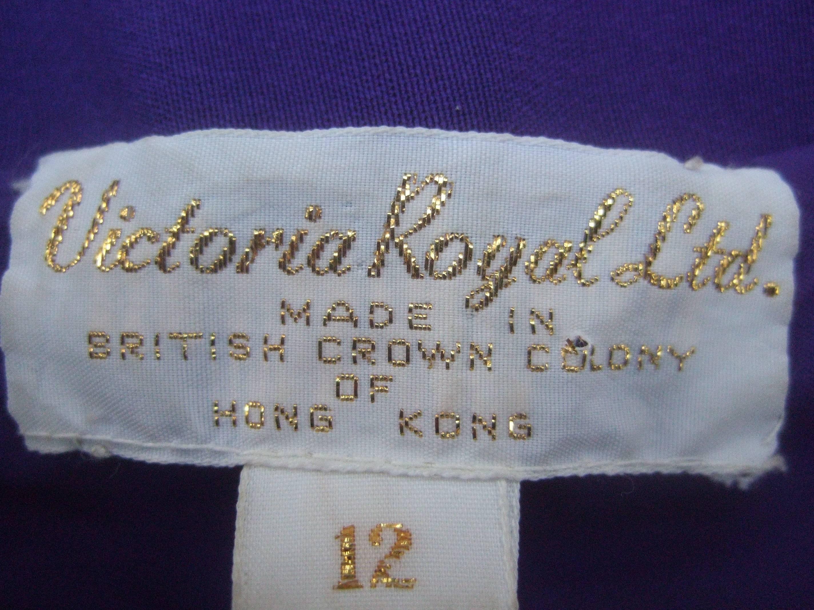 Spectaculaire veste boléro en soie violette incrustée de bijoux c. années 1980 5