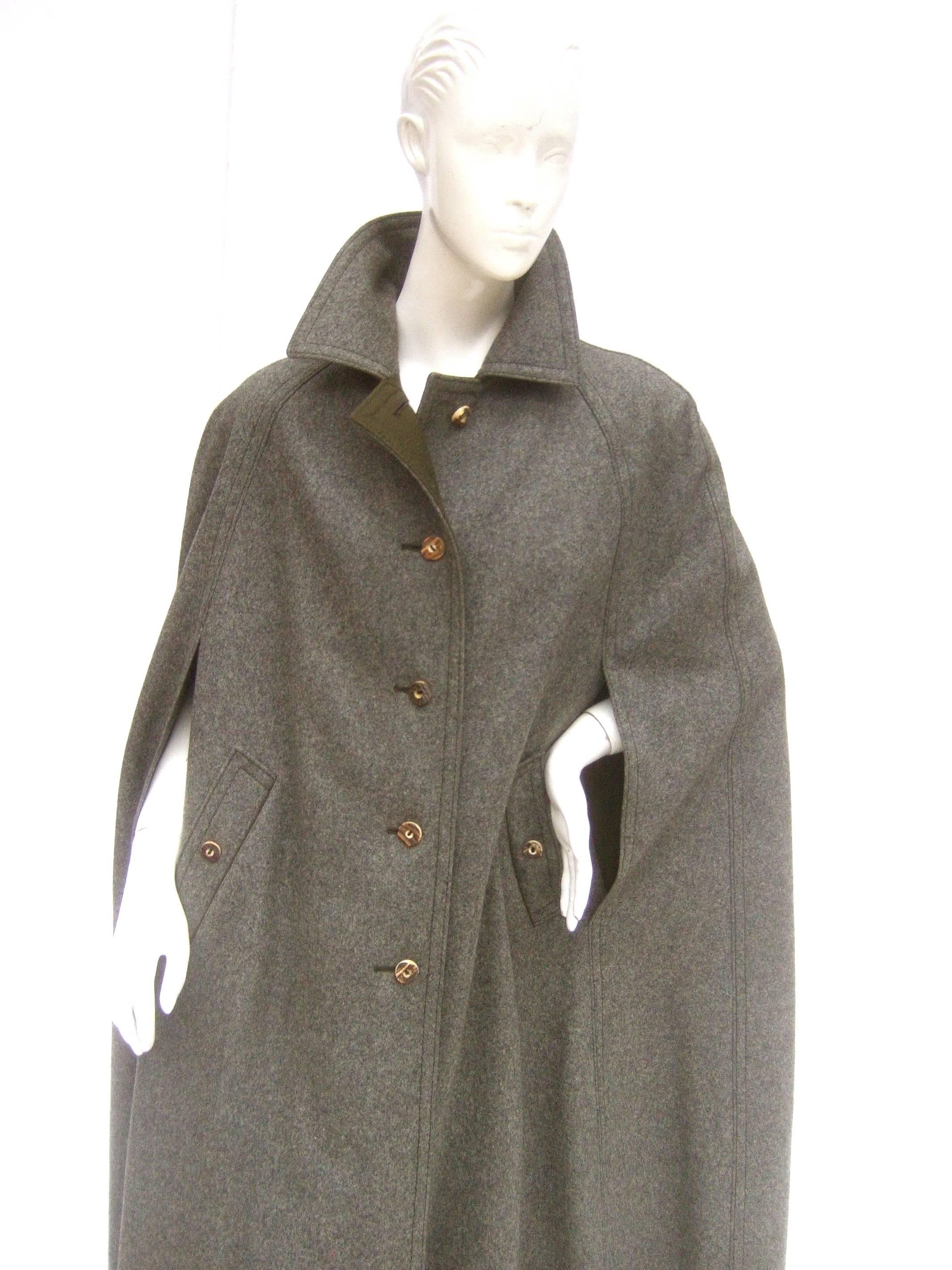Classic Gray Flannel Wool Austrian Cape c 1980s 1
