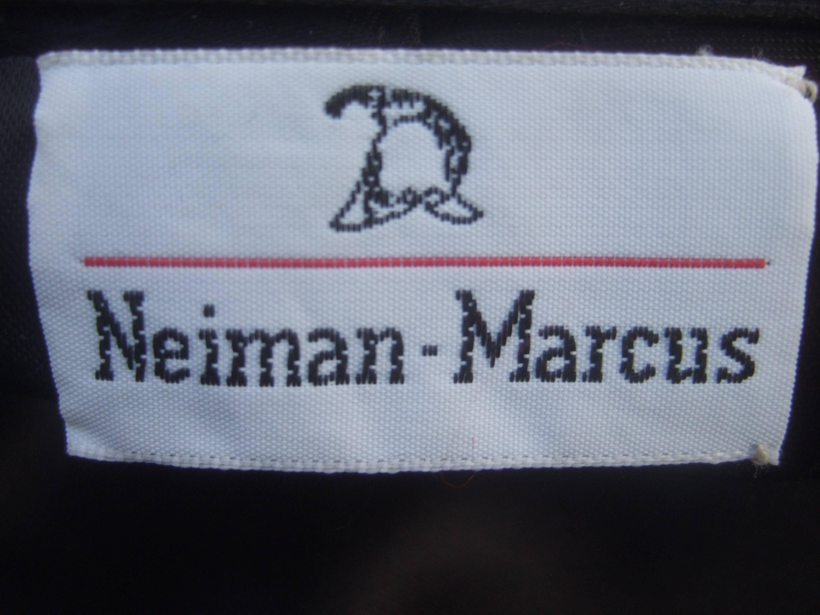 Neiman Marcus Men's Burgundy Velvet Smoking Jacket c 1990  2