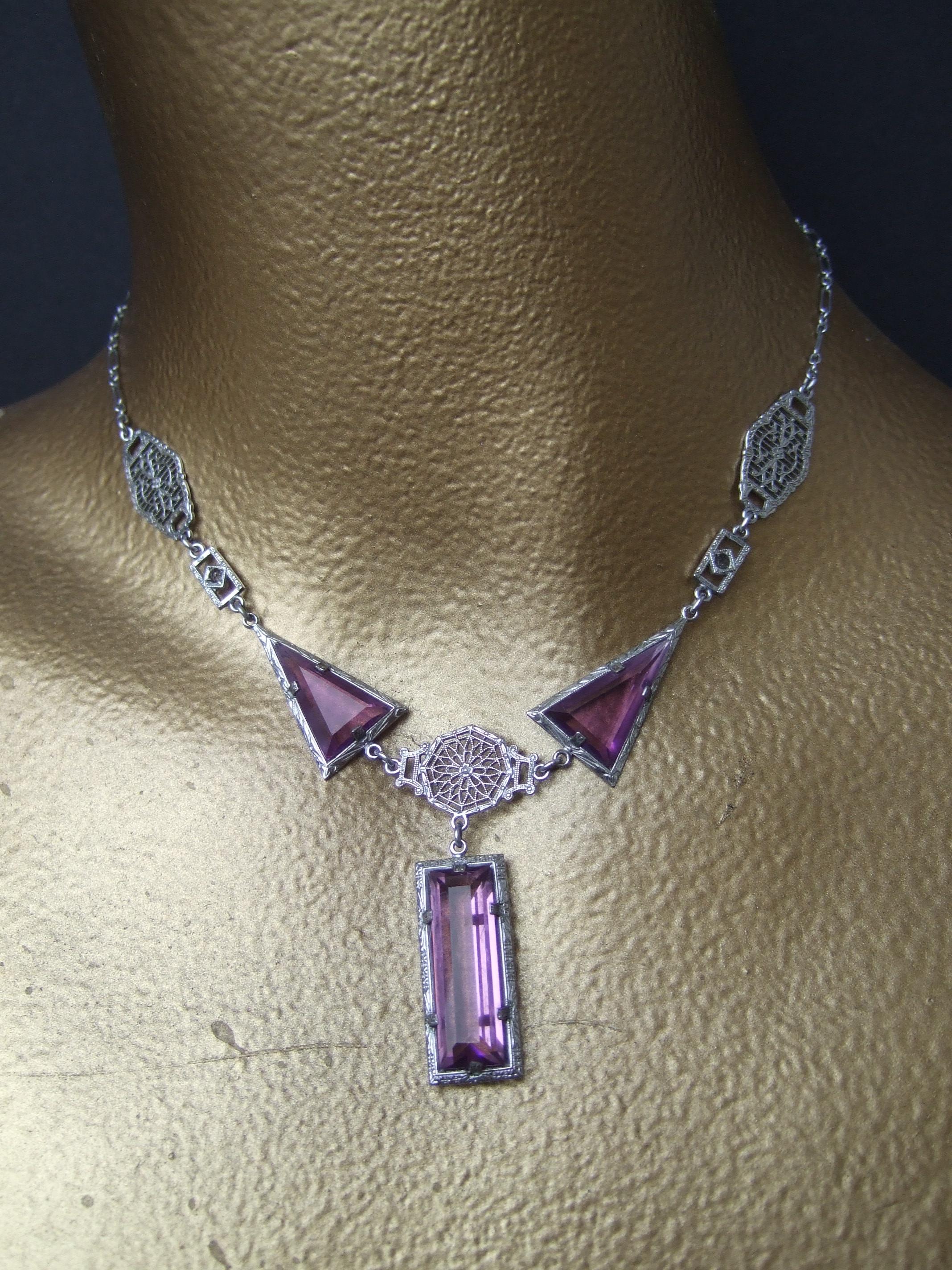 Collana e bracciale in cristallo color ametista Art Deco, 1930 ca. in vendita 9