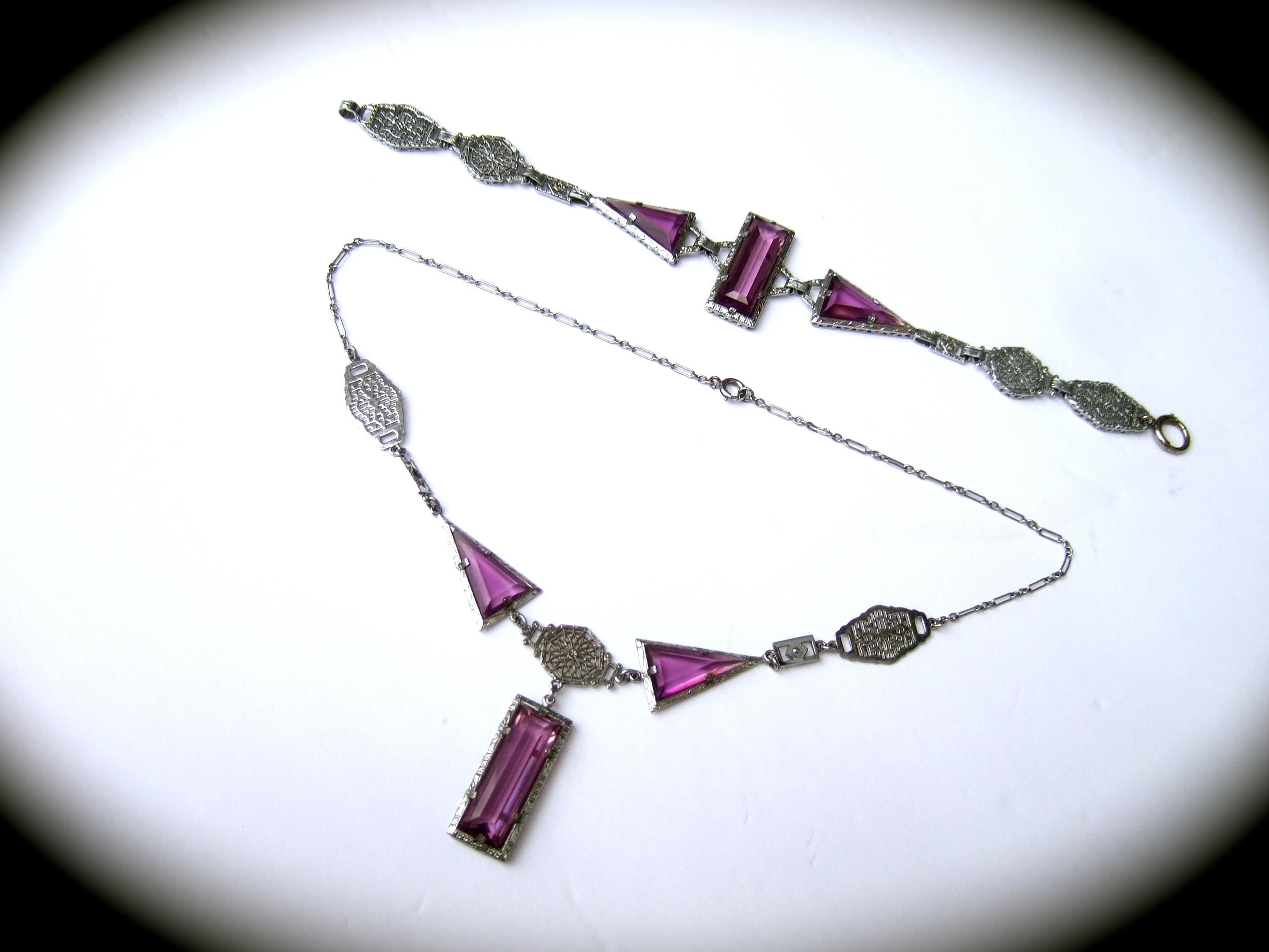 Collana e bracciale in cristallo color ametista Art Deco, 1930 ca. in vendita 2