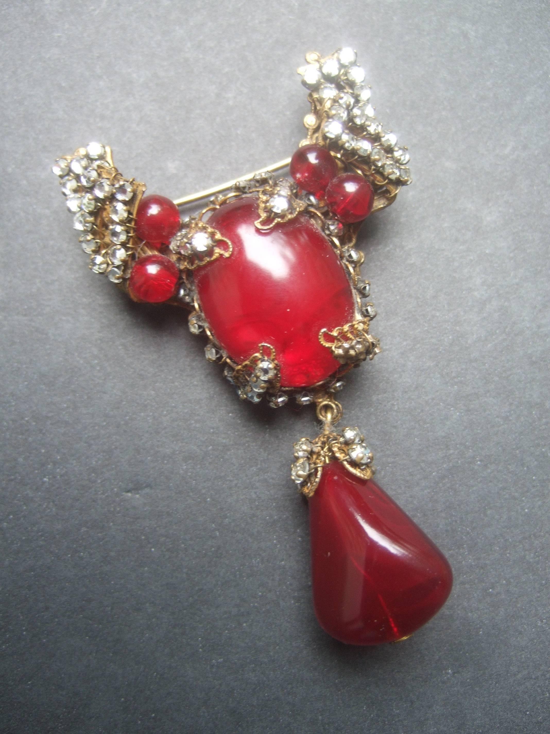 Miriam Haskell Exquisite Scarlet Glass Tear Drop Brooch ca 1950s In Excellent Condition In University City, MO