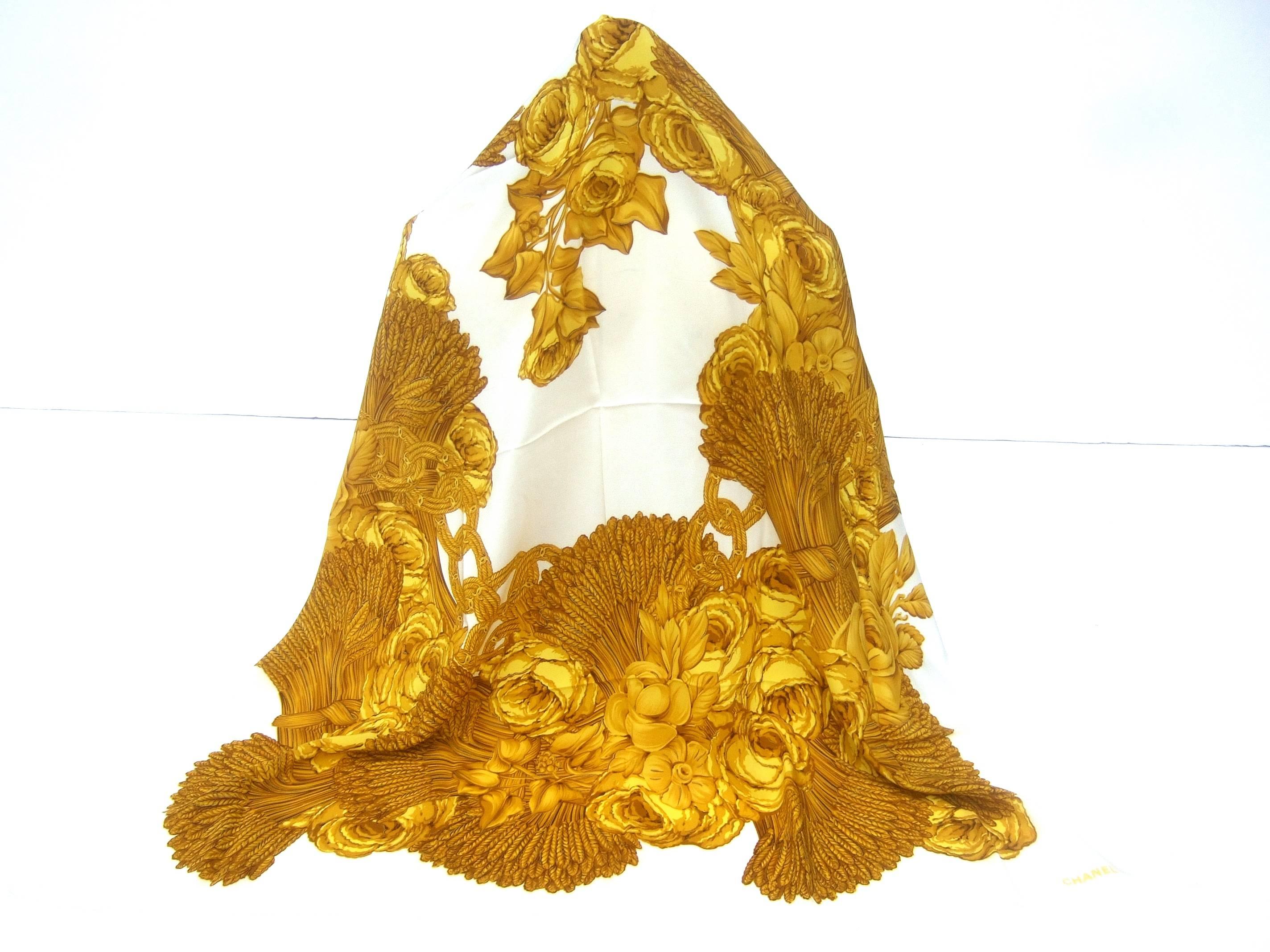 Chanel Luxurious golden silk rose scarf ca 1990s In Excellent Condition In University City, MO