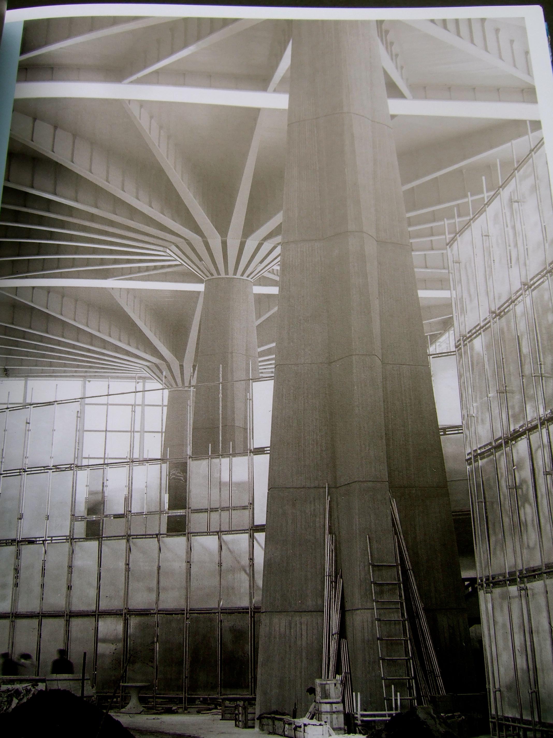 Gio Ponti : Arch - Designer Large Scale Hardcover Book  c 2019 For Sale 12