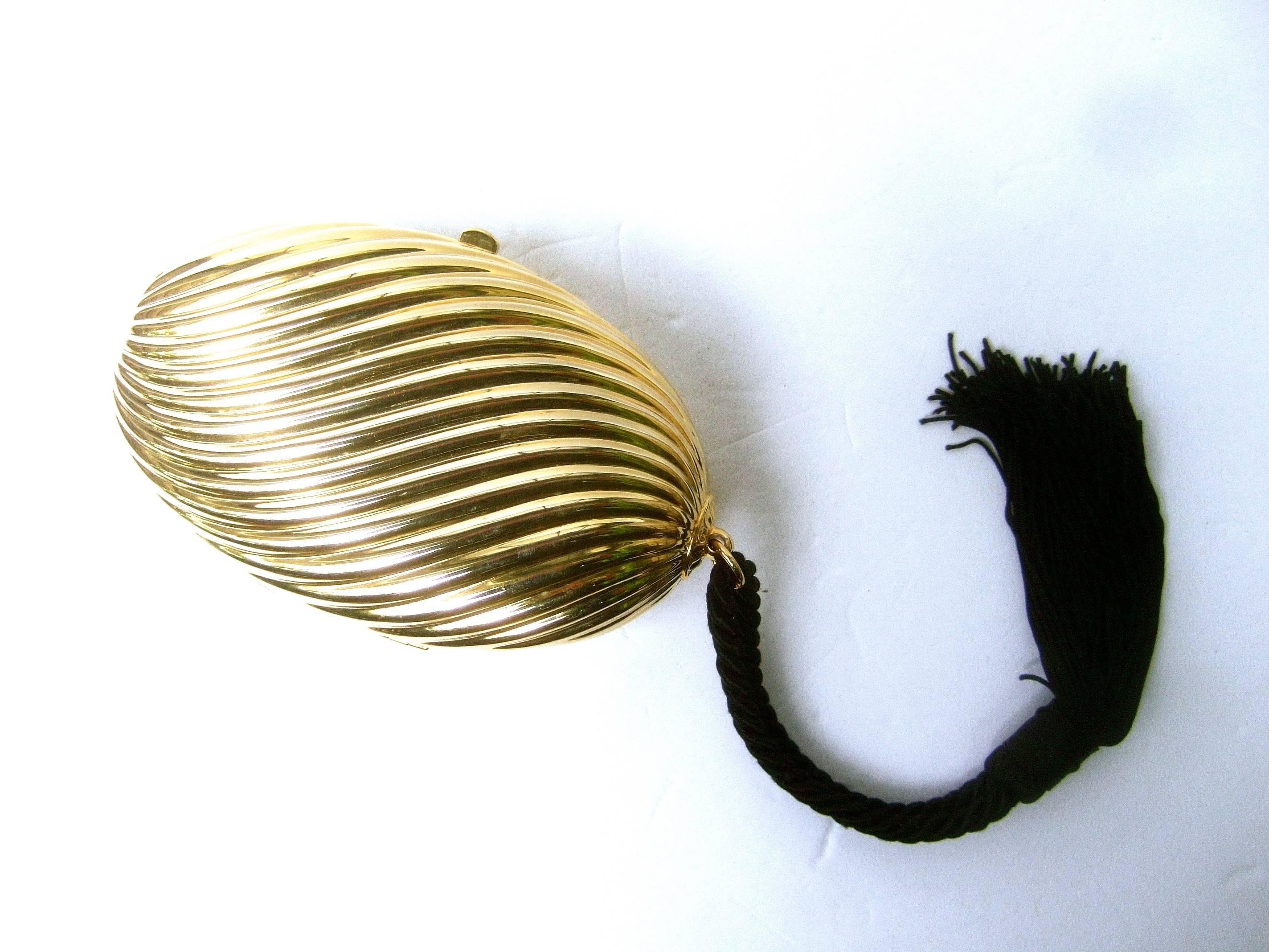 Women's Saks Fifth Avenue Opulent Italian Gilt Metal Evening Bag ca 1970s