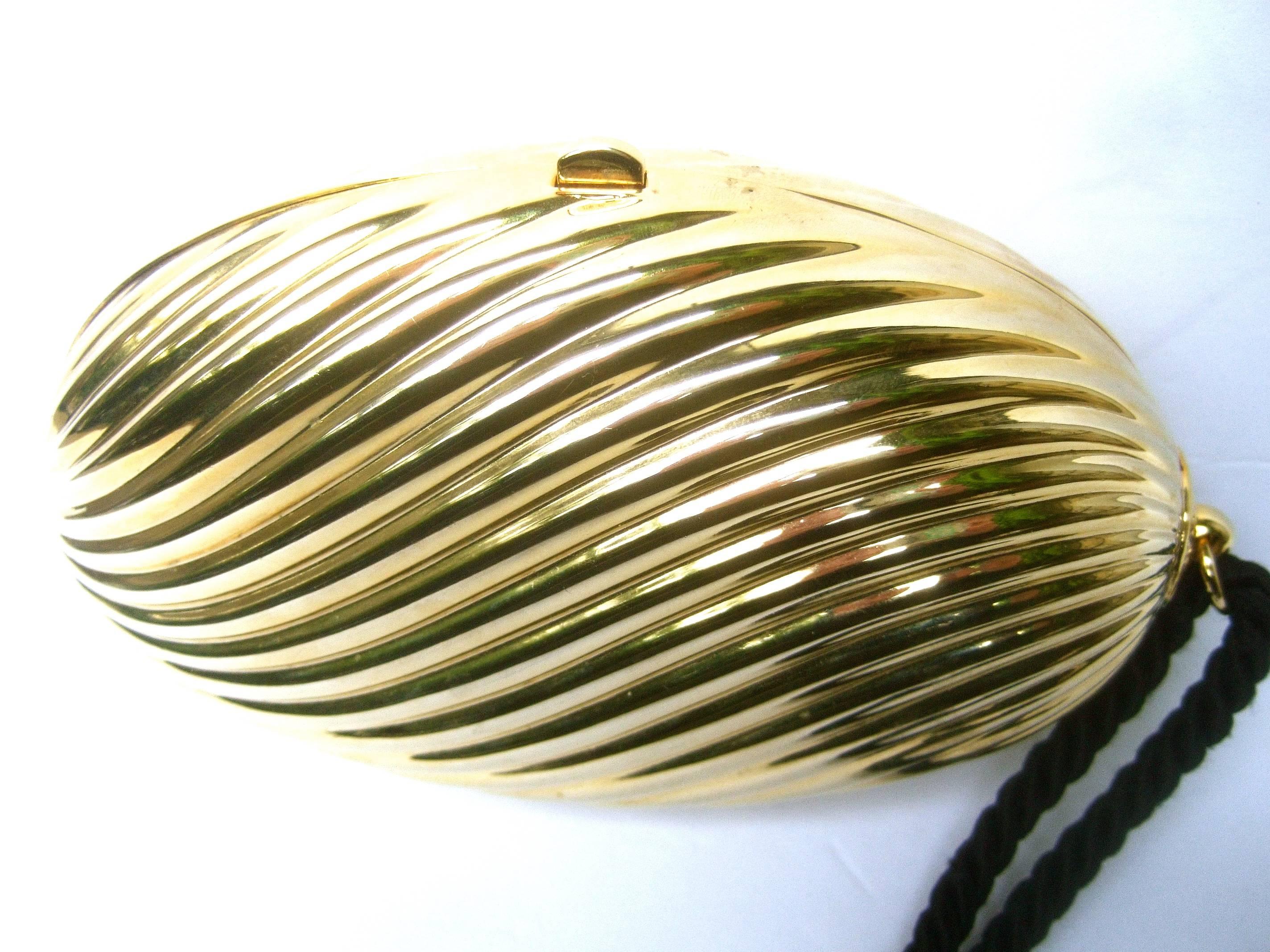 Saks Fifth Avenue Opulent Italian Gilt Metal Evening Bag ca 1970s 1