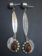 Boucles d'oreilles fantaisie mexicaines d'artisans en argent sterling, vers 1980