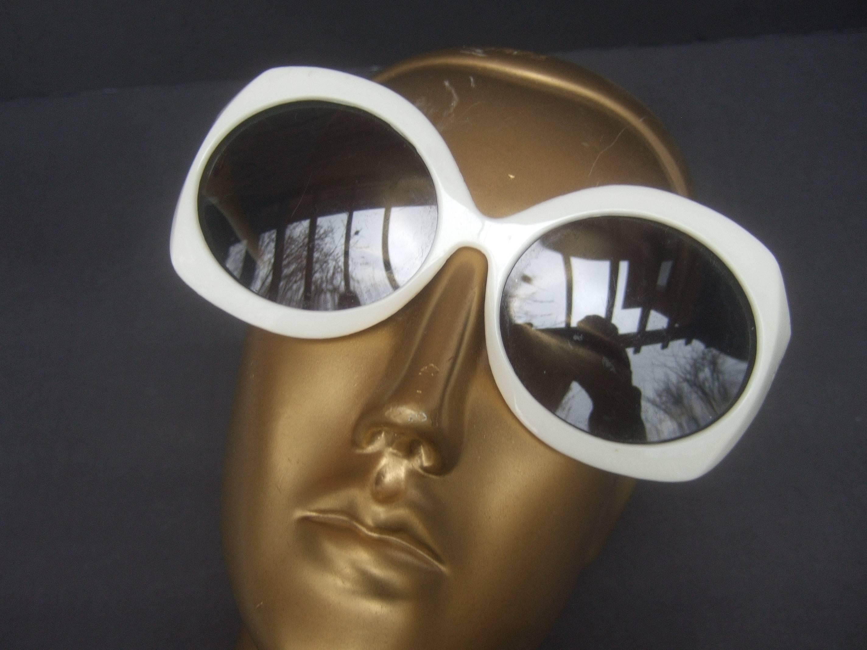 Black Mod Italian Sleek White Plastic Sunglasses ca 1970