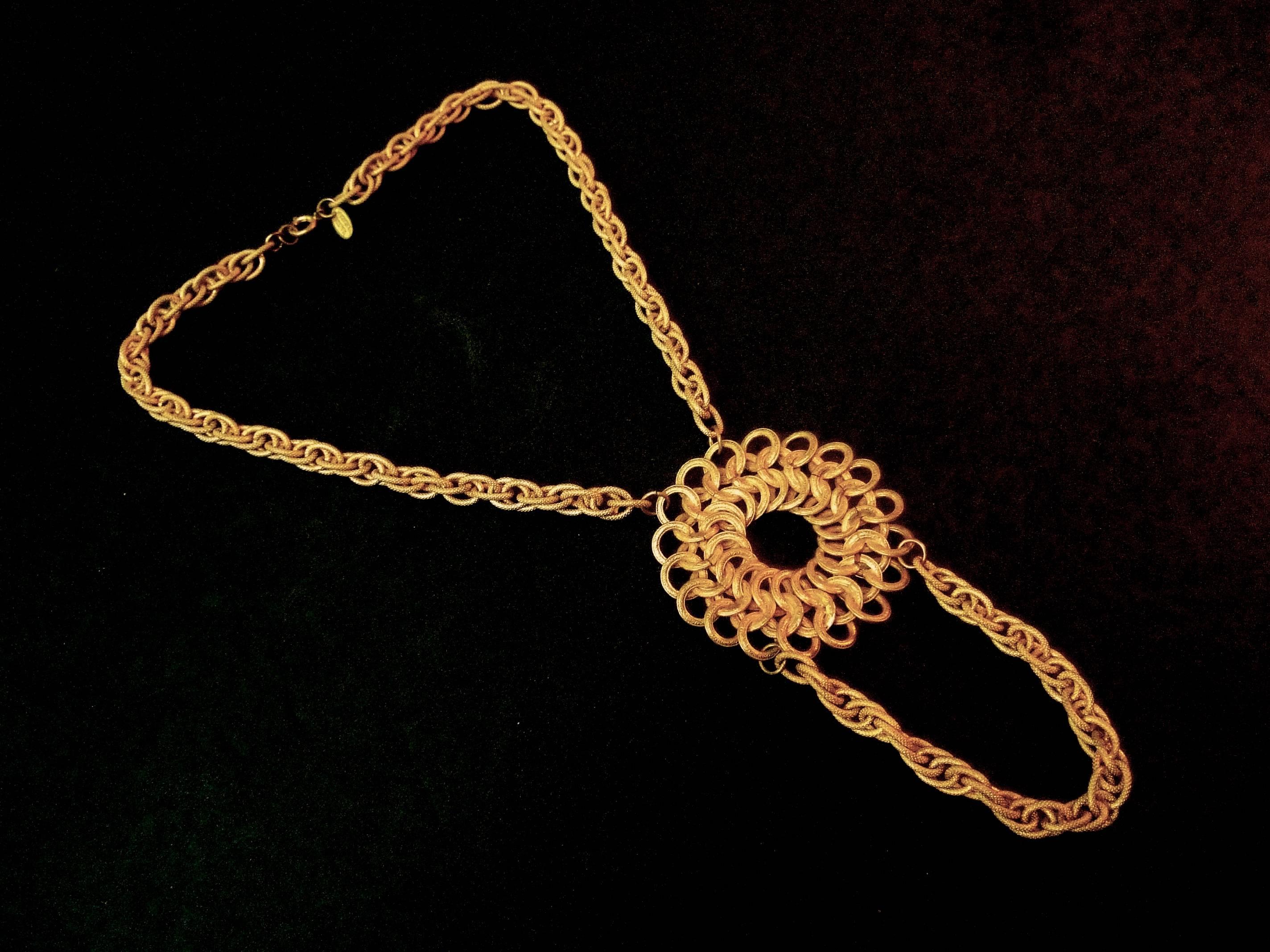 Miriam Haskell Russian Gilt Metal Pendant Necklace c 1970 For Sale 1