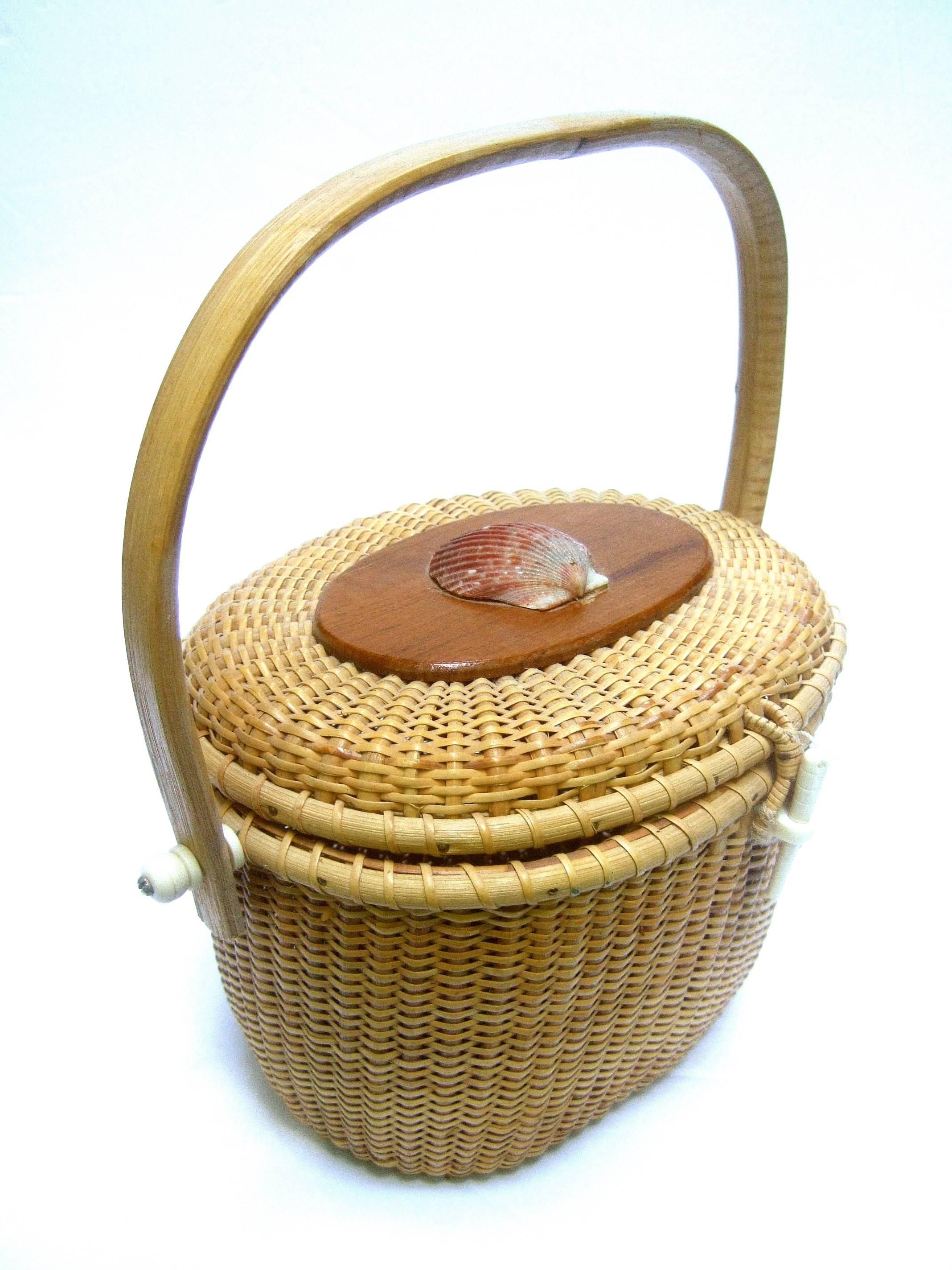Brown Nantucket Style Woven Wicker Basket Handbag 