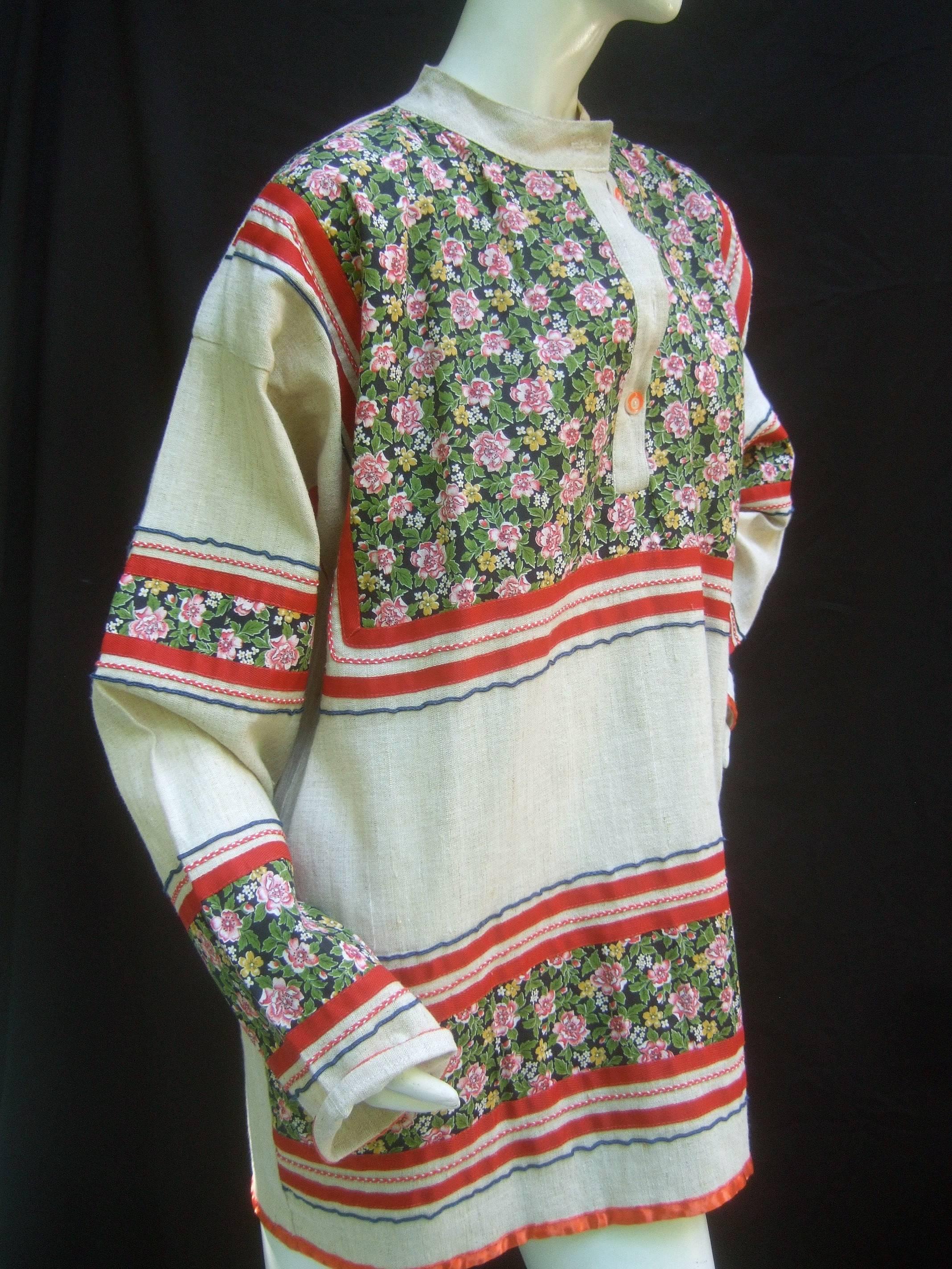 Saks Fifth Avenue Bohemian Cotton Festival Tunic c 1970s In Excellent Condition In University City, MO