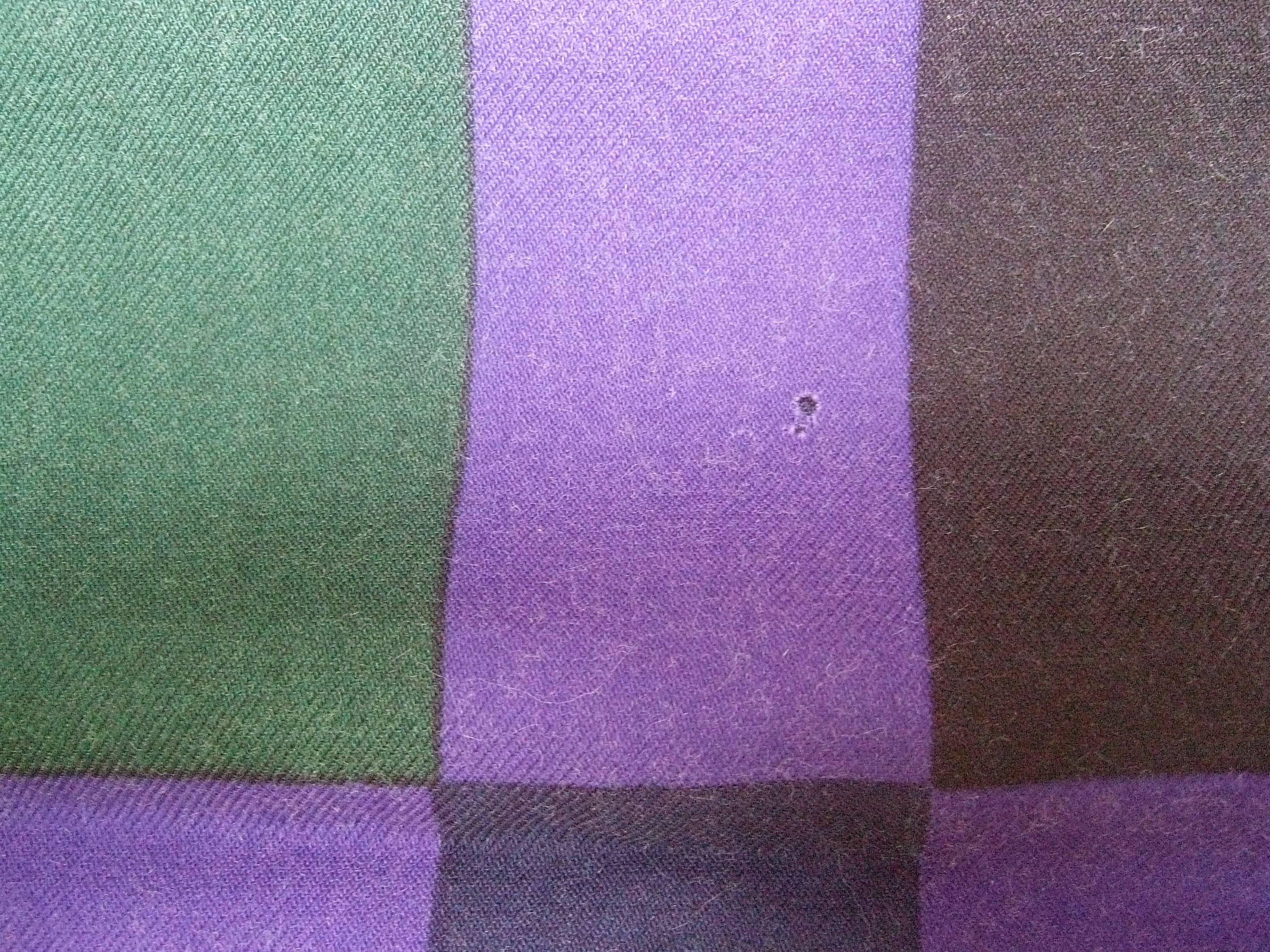 Gucci - Écharpe en laine sur le thème de l'équitation massive, Italie, 52 x 52, années 1990 en vente 5
