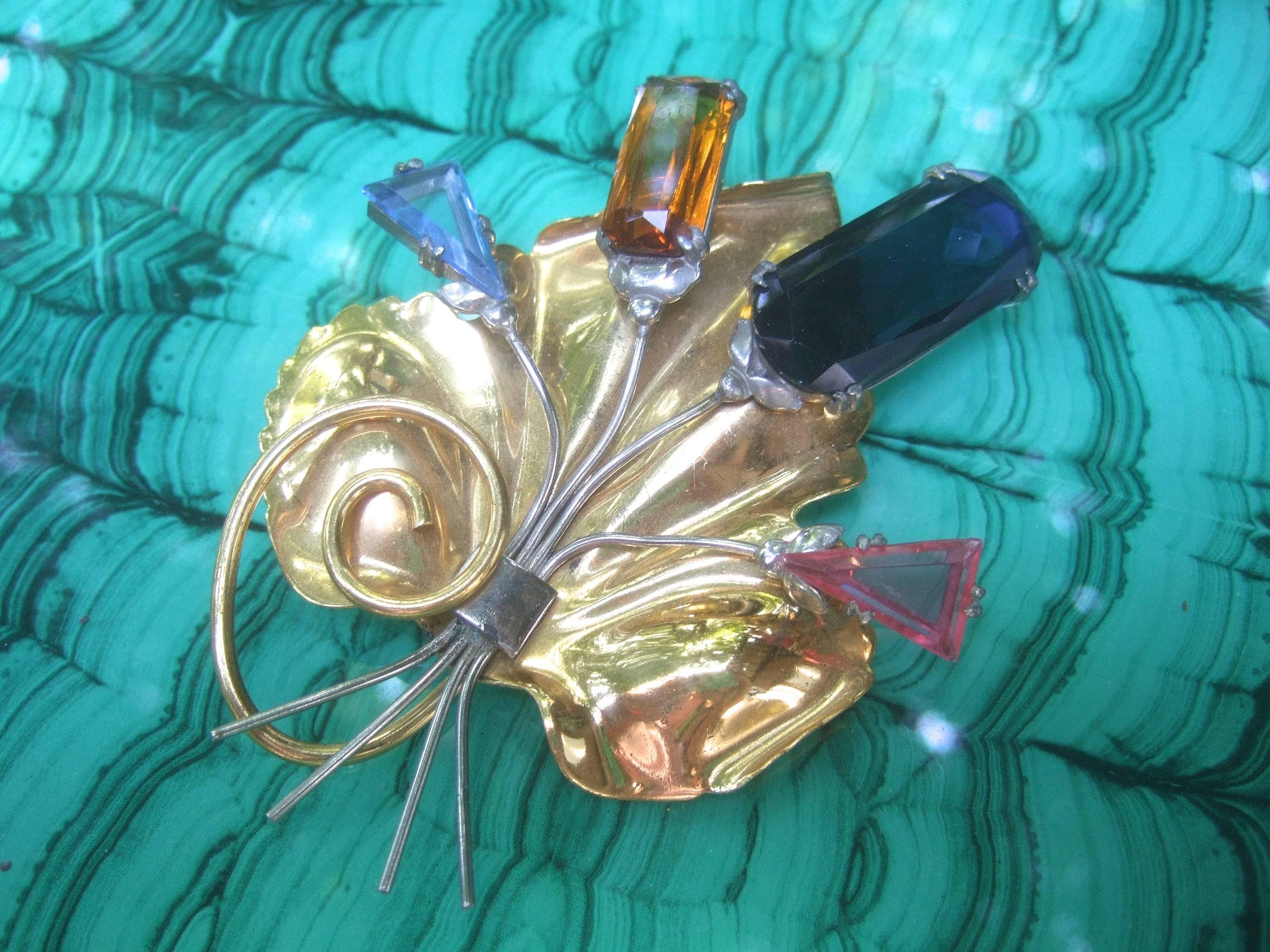 1940s Massive Crystal Gilt Metal Art Deco Flower Spray Brooch In Excellent Condition For Sale In University City, MO