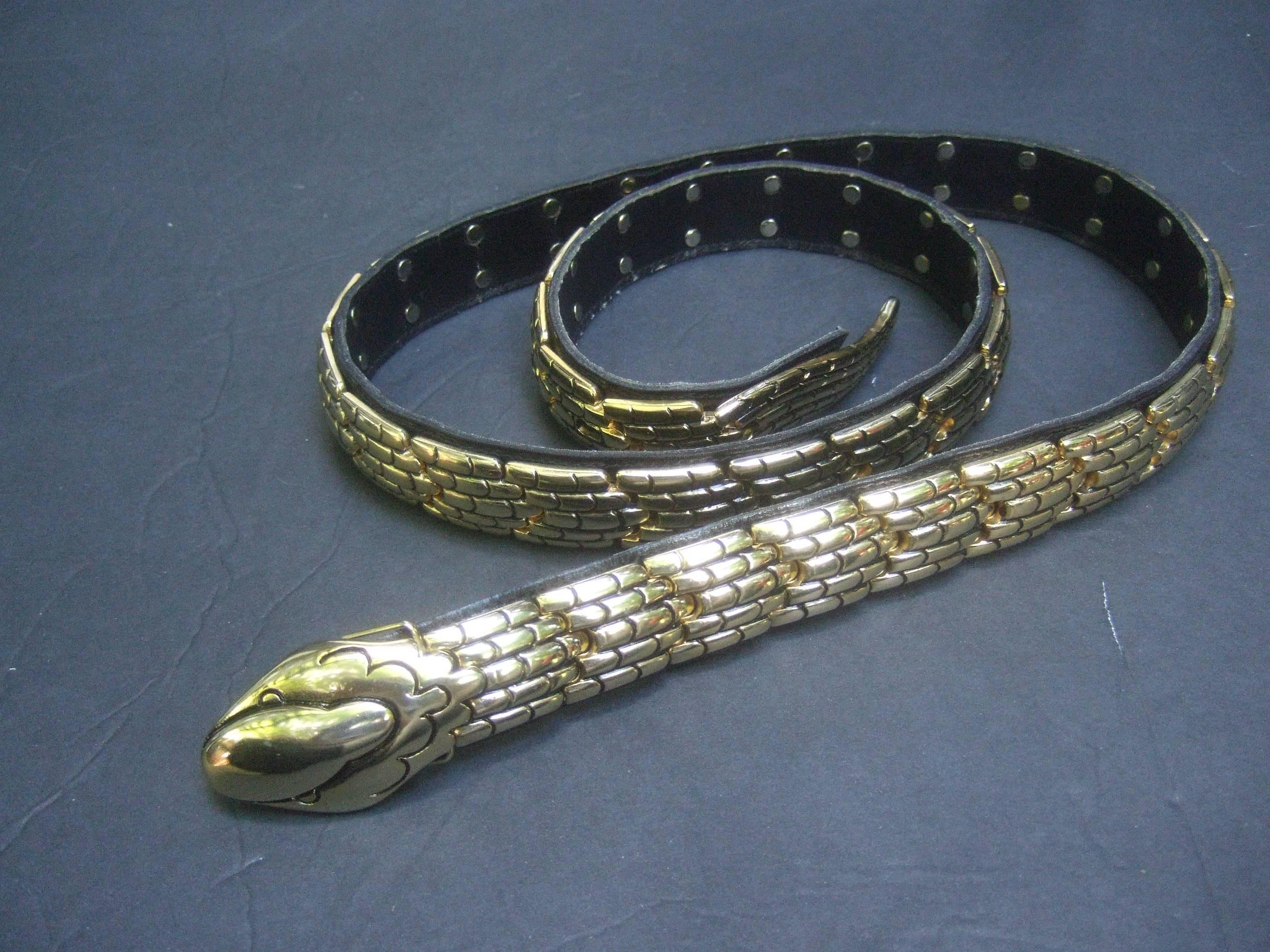Women's or Men's Avant-Garde Italian Articulated Gilt Metal Serpent Belt c 1990s 