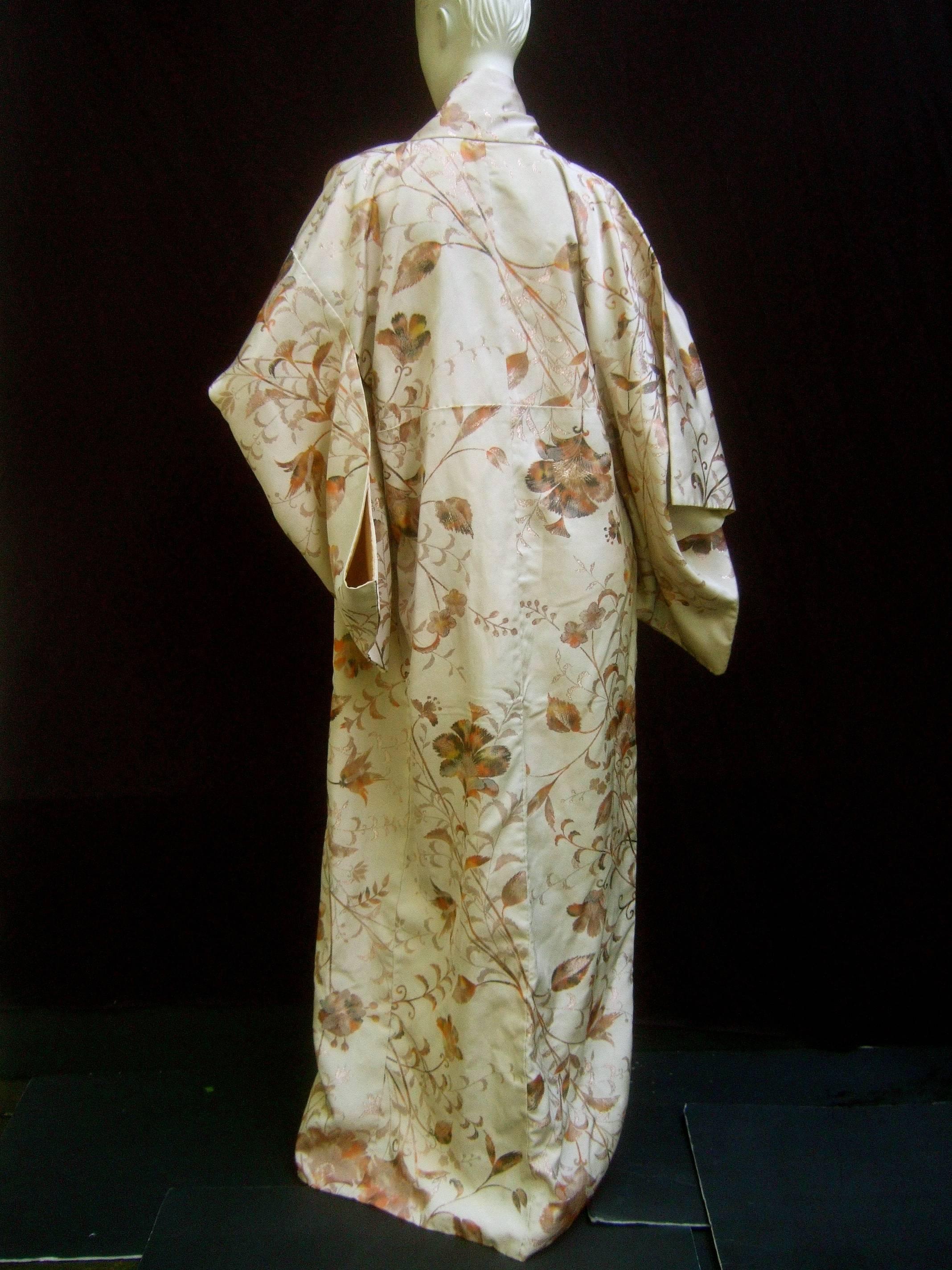 Exotic Japanese Floral Brocade Kimono c 1970s 3