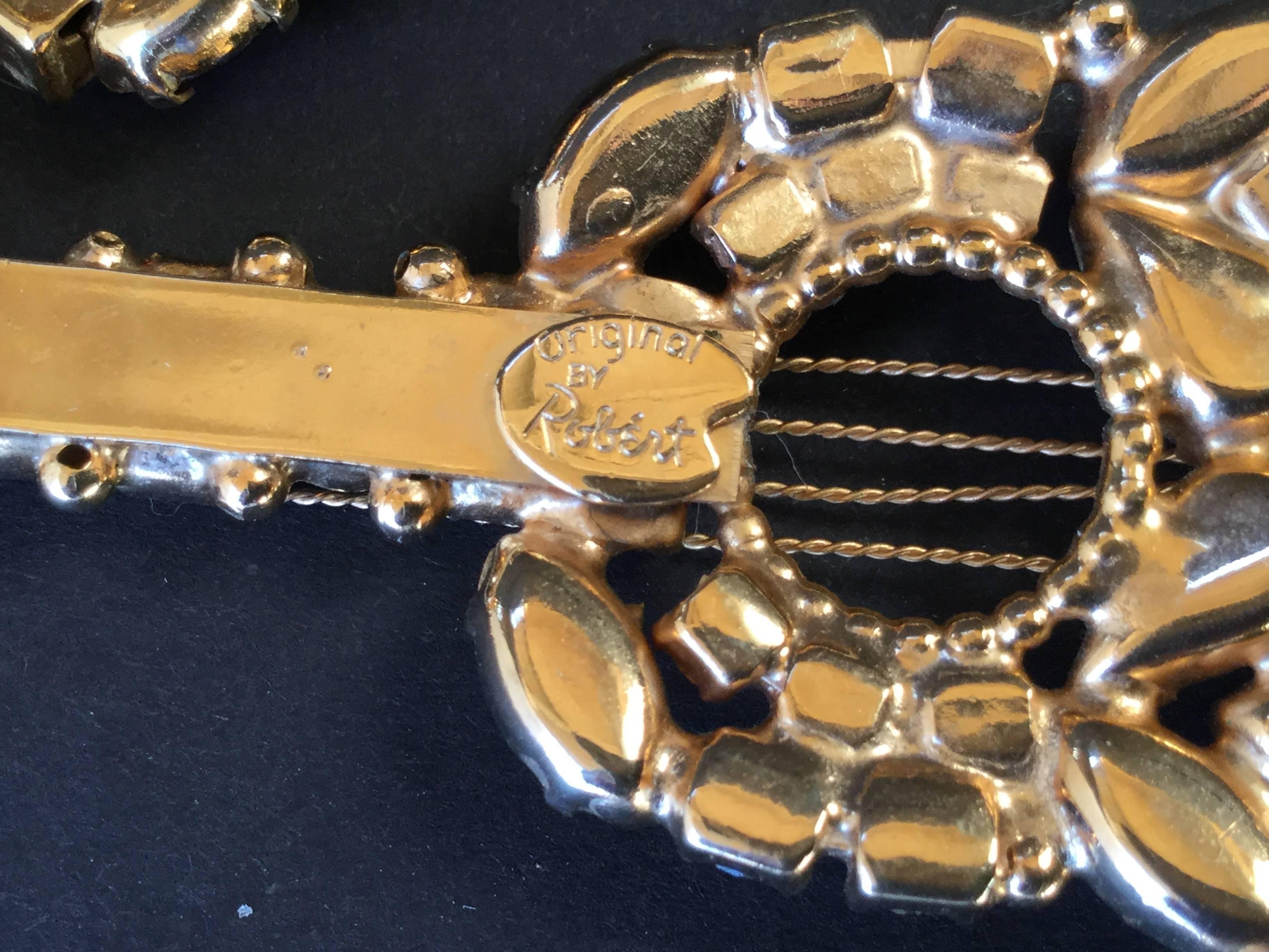 guitar brooch