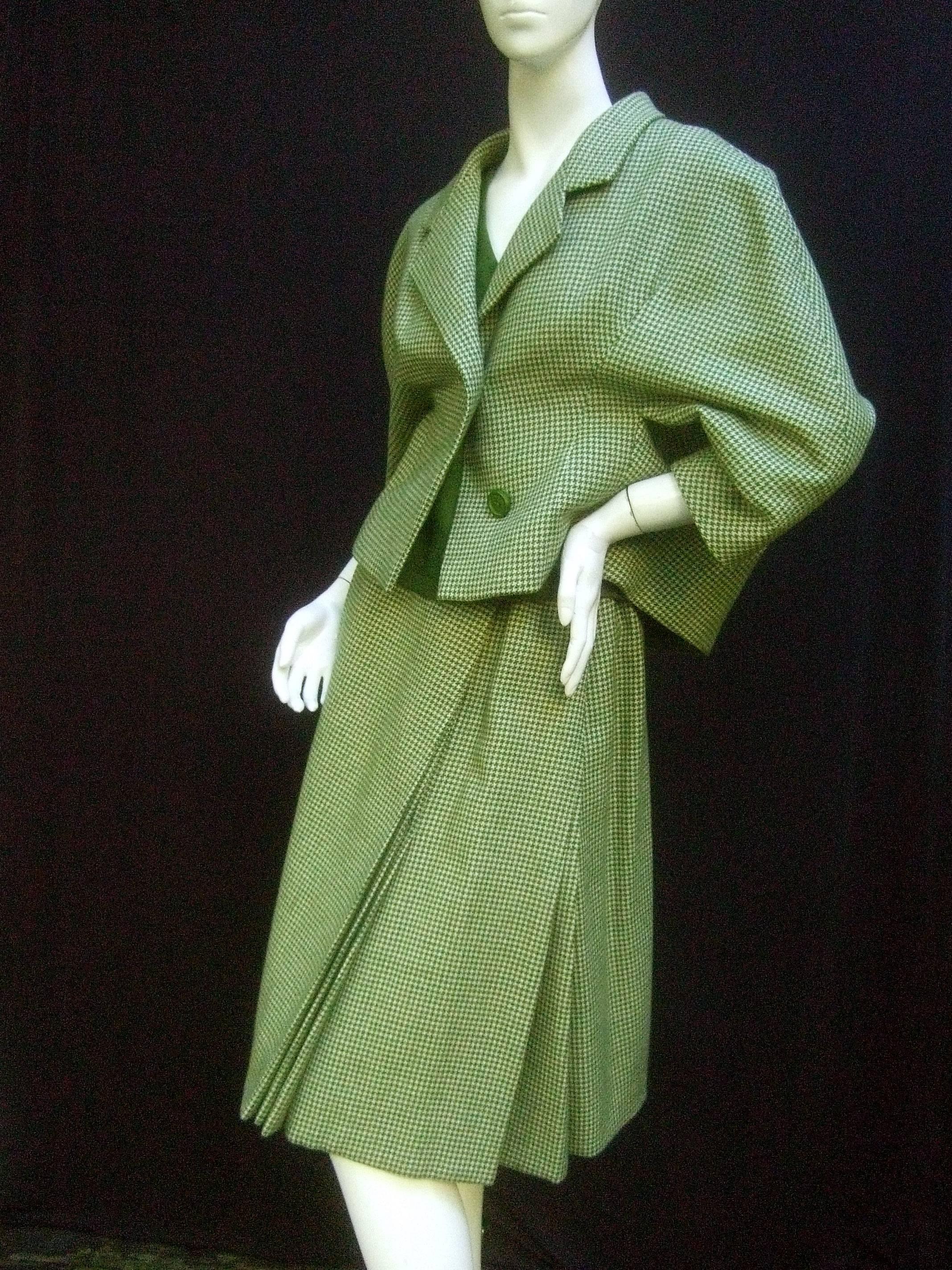 Gray Galanos 1970s Green Wool Houndstooth 3pc Skirt Suit Ensemble 