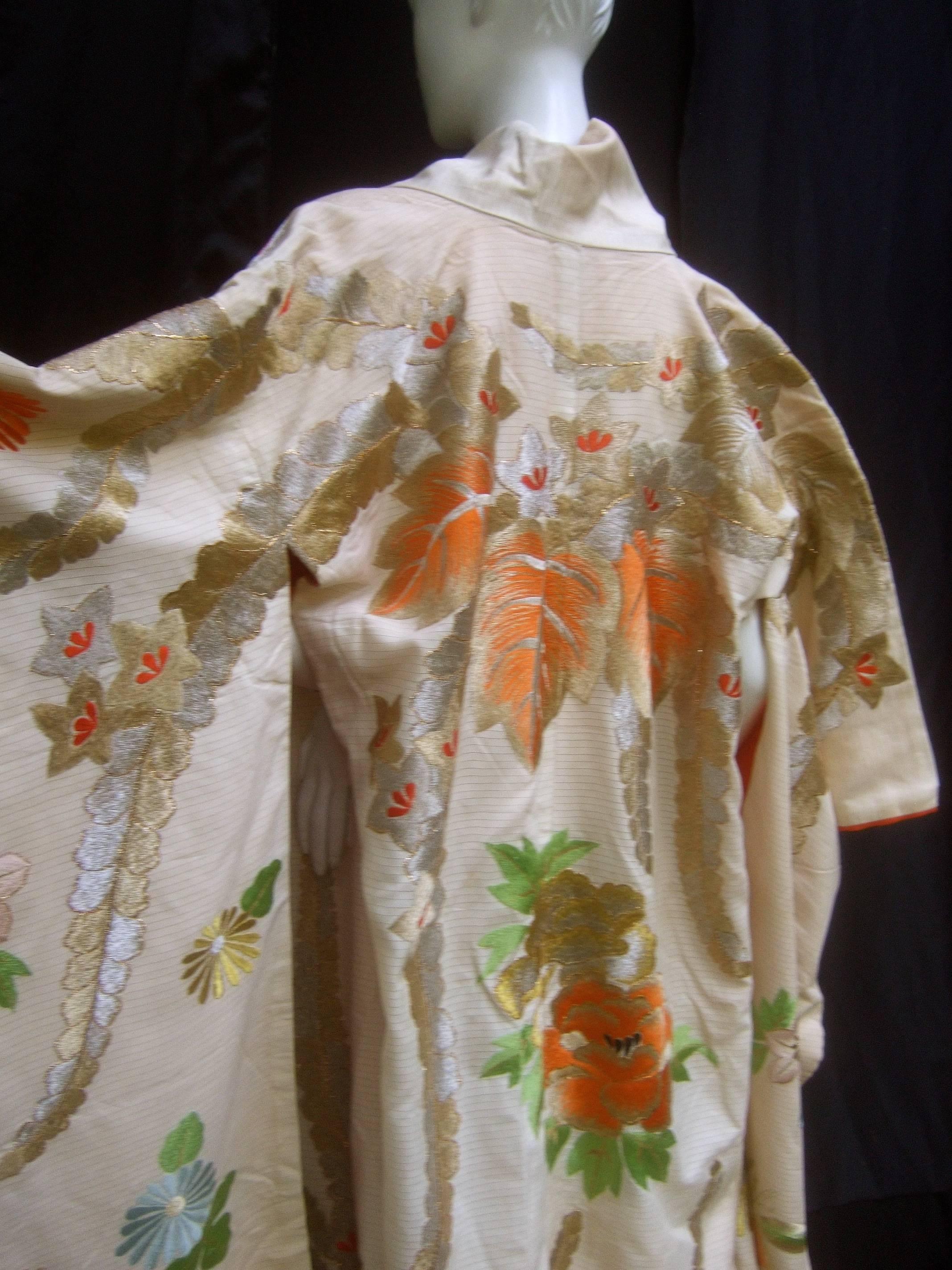 Spectacular Floral Hand Embroidered Japanese Kimono c 1970  2