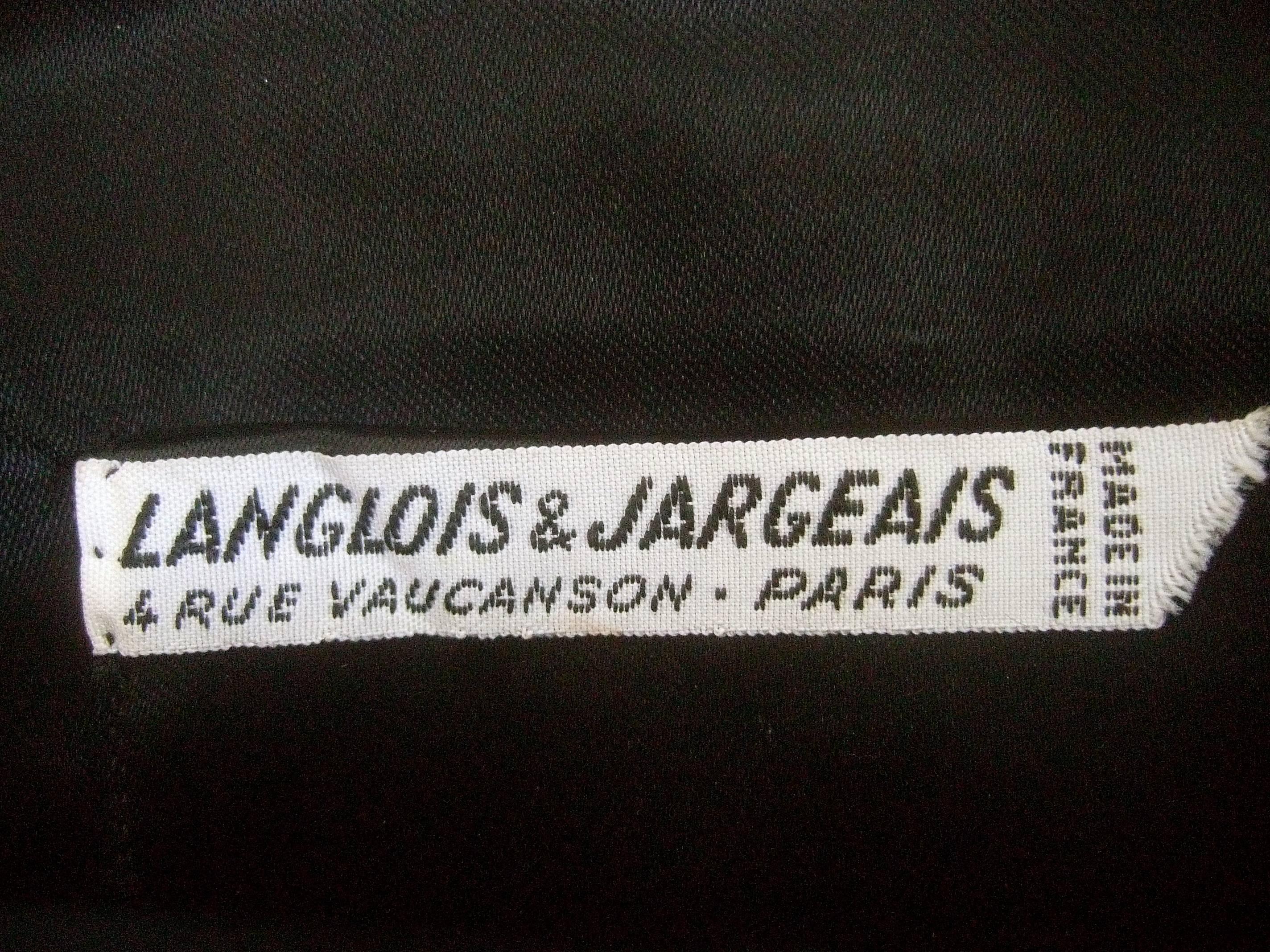 Opulent sac de soirée français perlé d'ébène des années 1960  en vente 3