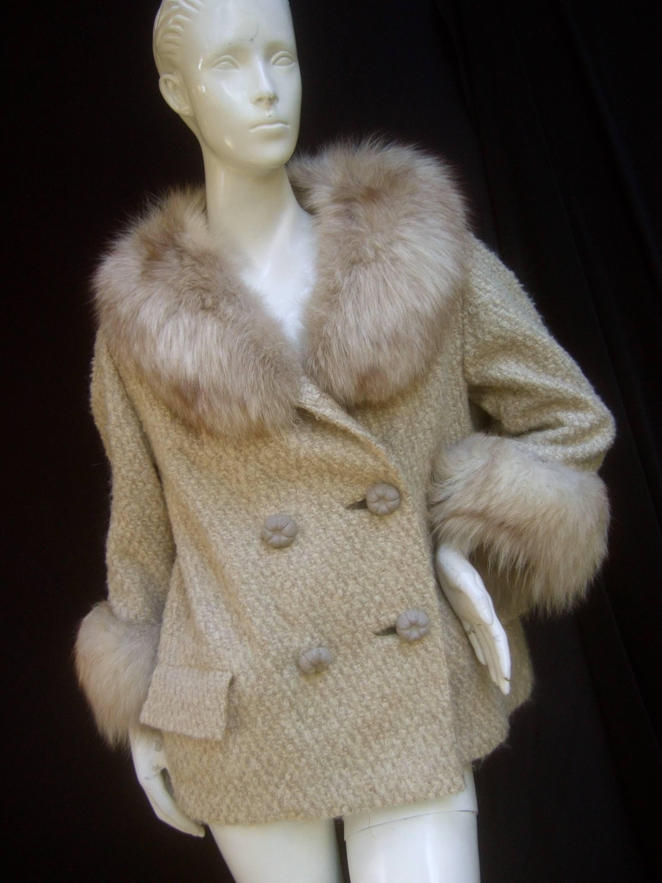 Women's Neiman Marcus Fox Trim Ivory Boucle Wool Knit Jacket c 1970s 