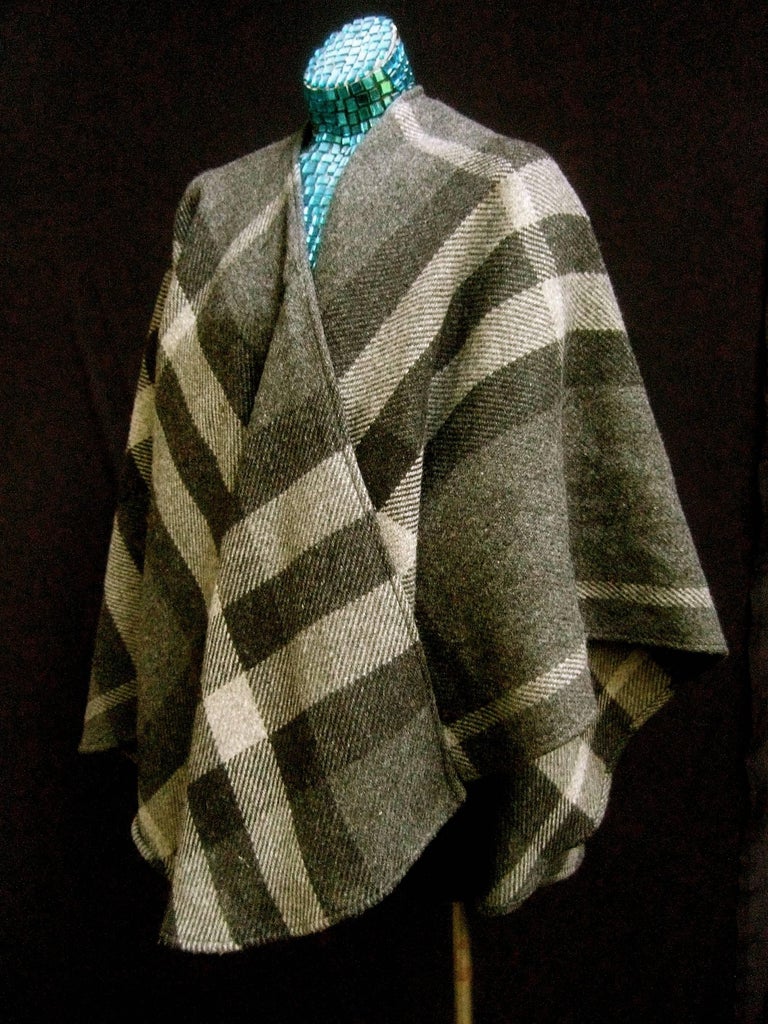 Burberry Stylish Gray Plaid Wool Shawl Wrap at 1stDibs | burberry wrap ...