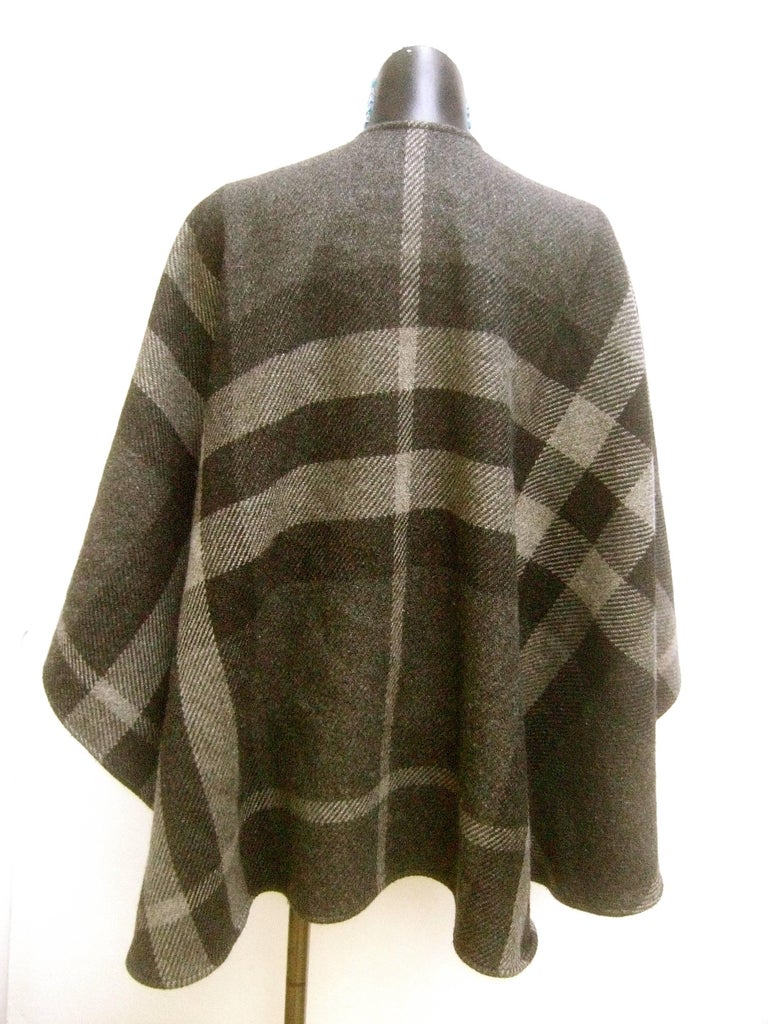 Burberry Stylish Gray Plaid Wool Shawl Wrap at 1stDibs burberry wrap